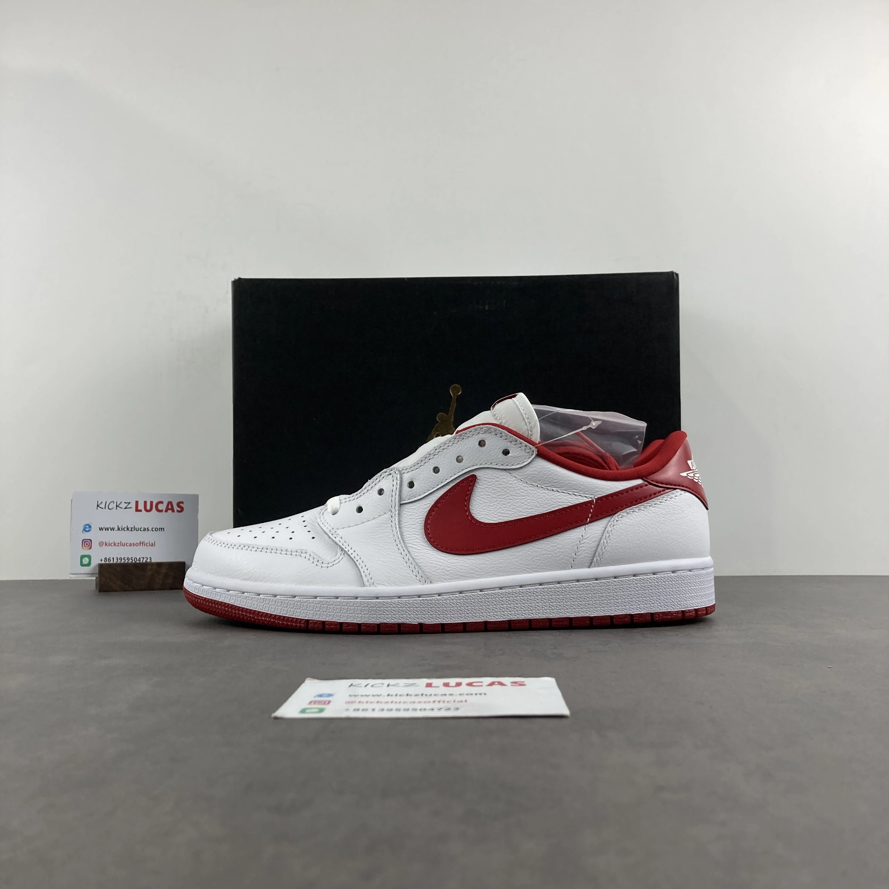 TimelessDesign Air Jordan 1 Retro Low White Varsity Red 705329- 1520