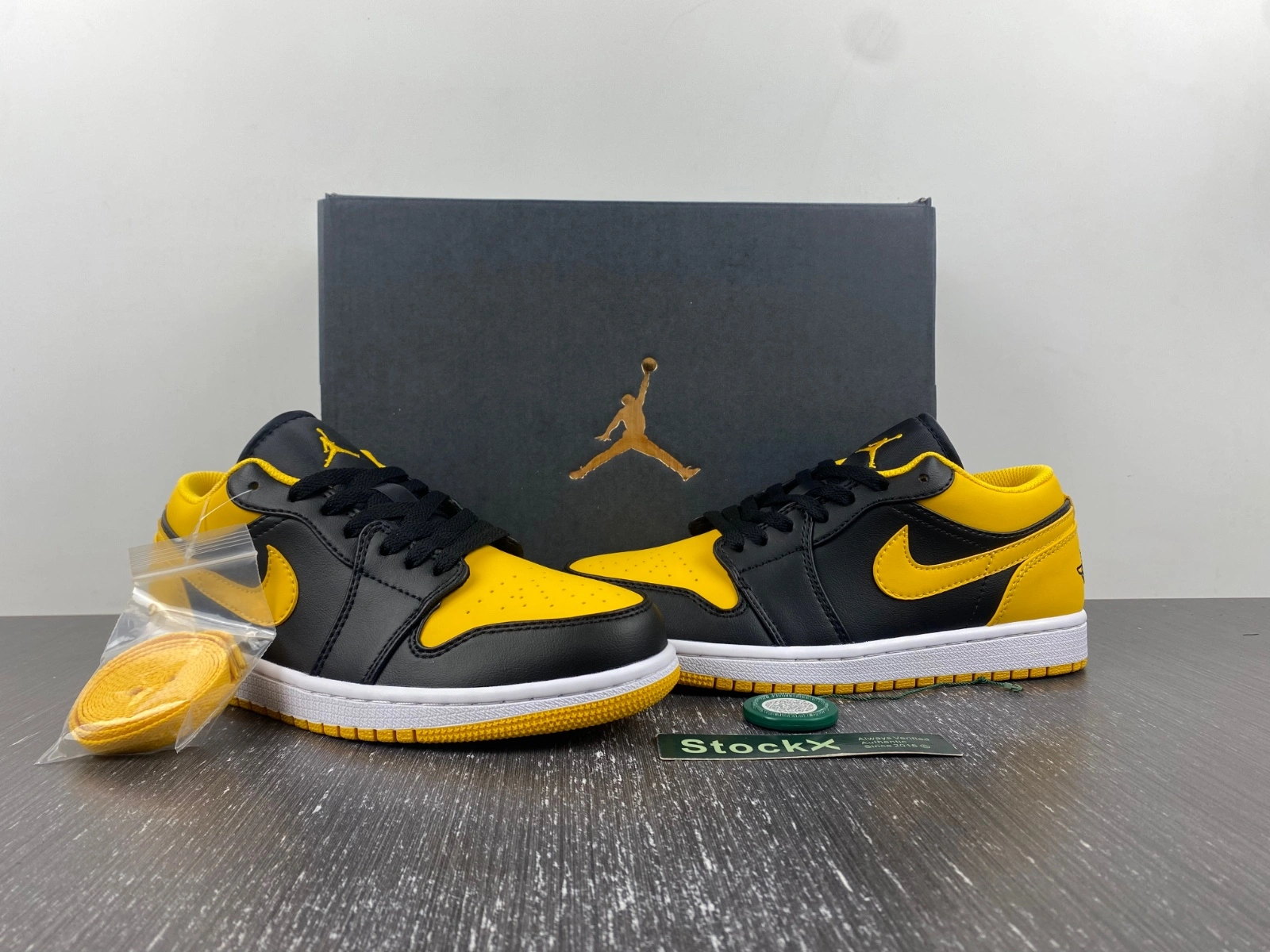 Unisex Air Jordan 1 Retro Low Yellow Toe 553558- 1499