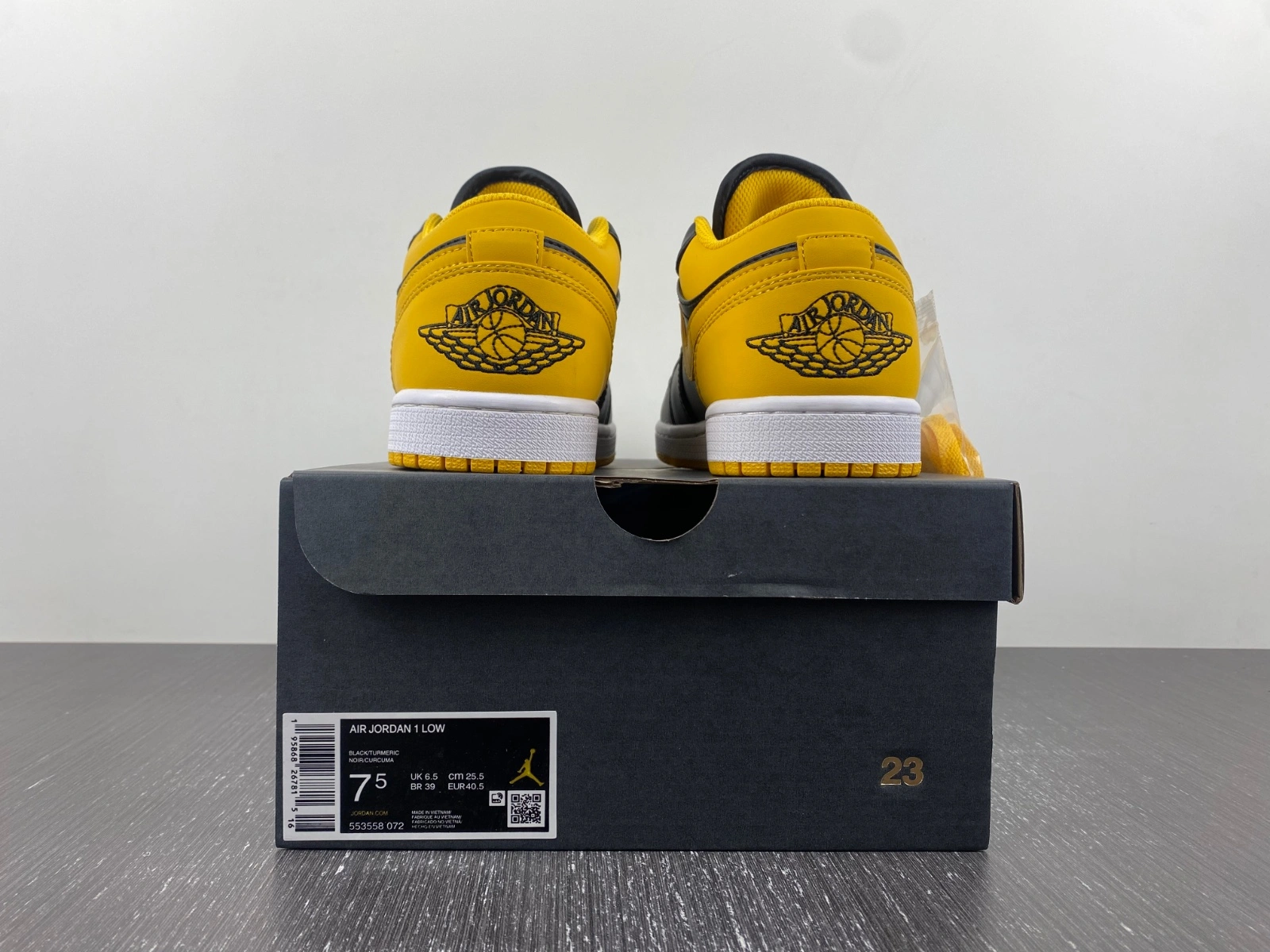 Unisex Air Jordan 1 Retro Low Yellow Toe 553558- 1499