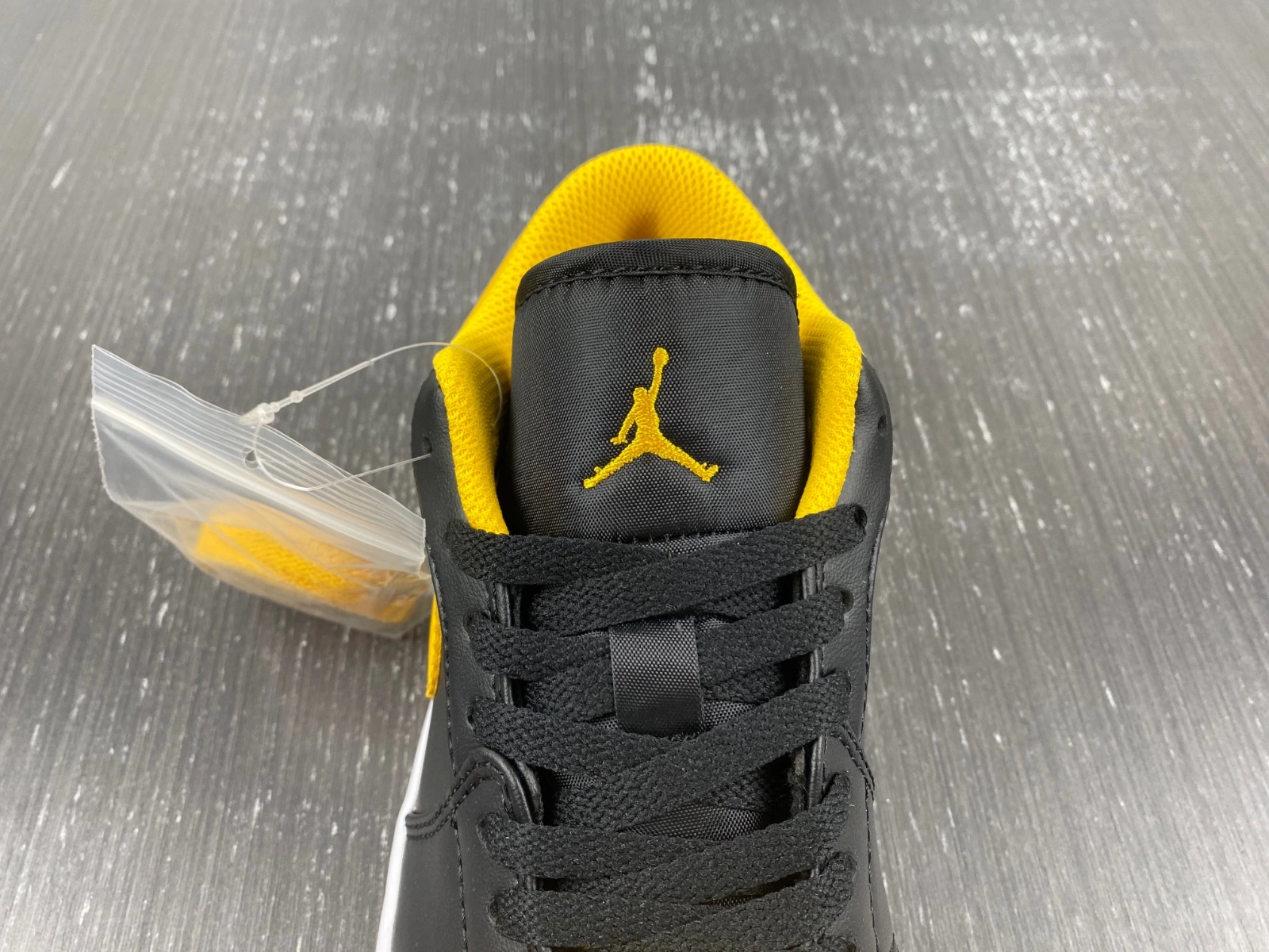 Unisex Air Jordan 1 Retro Low Yellow Toe 553558- 1499