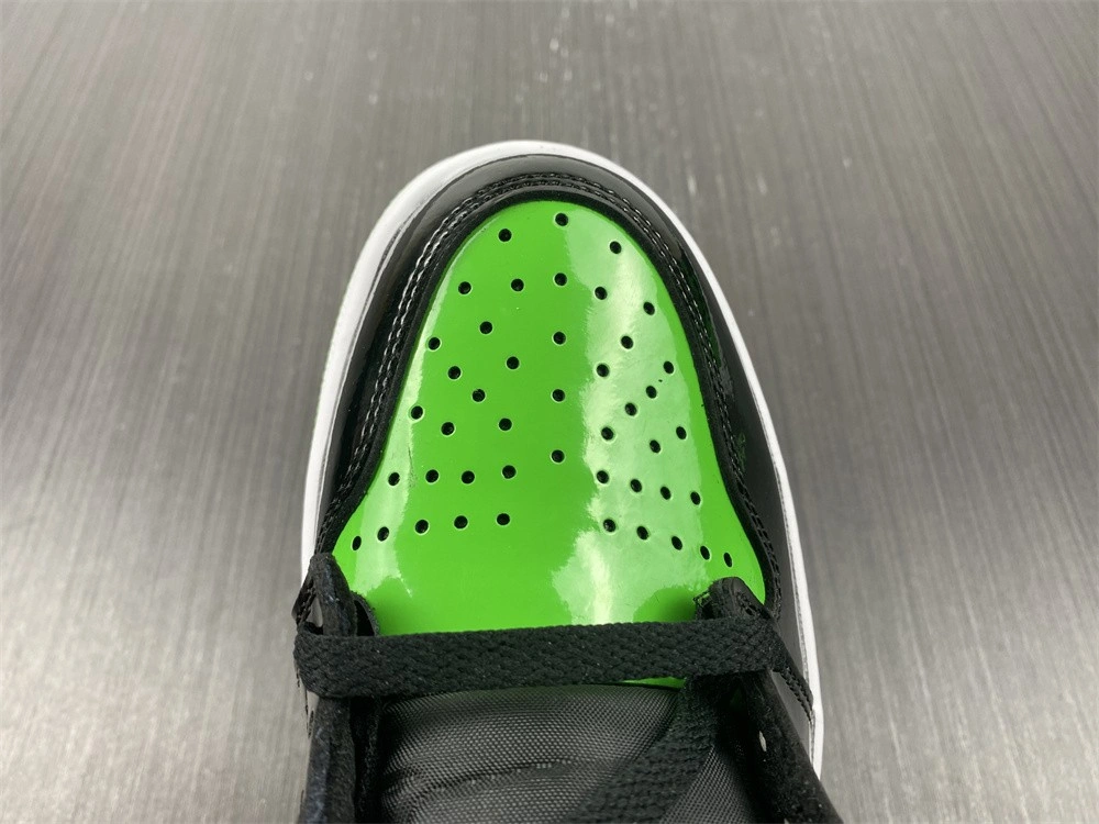 Seasonal Air Jordan 1 Retro OG 555088- 1677