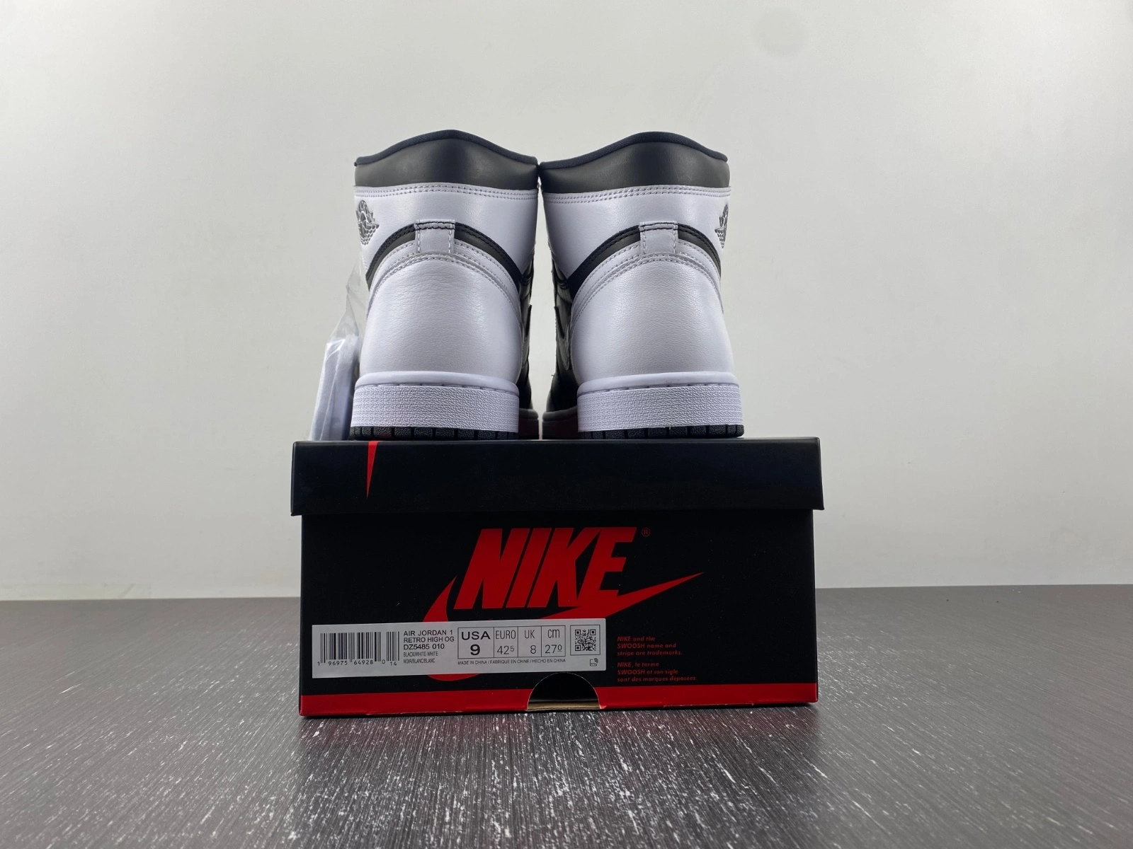 Vibrant Air Jordan 1 Retro Reverse Panda DZ5485- 1438