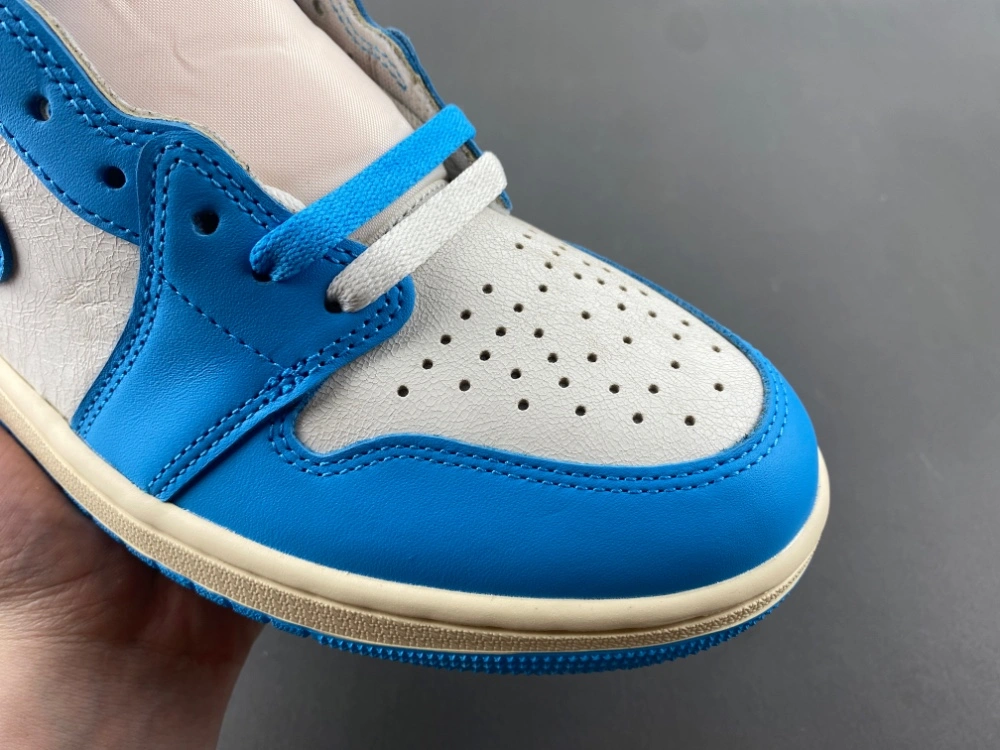 Air Jordan 1 Retro UNC Reimagined DZ5485- WeatherProof 1336