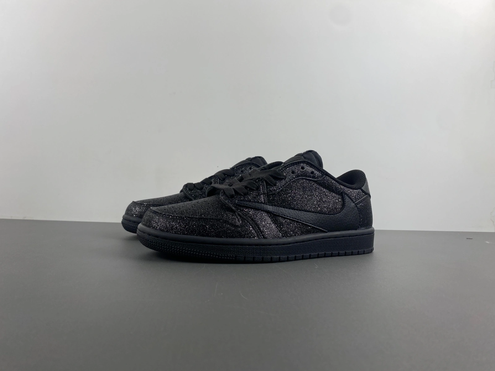 RelaxedFit Air Jordan 1 Travis Scott Black DM7866-- 1400