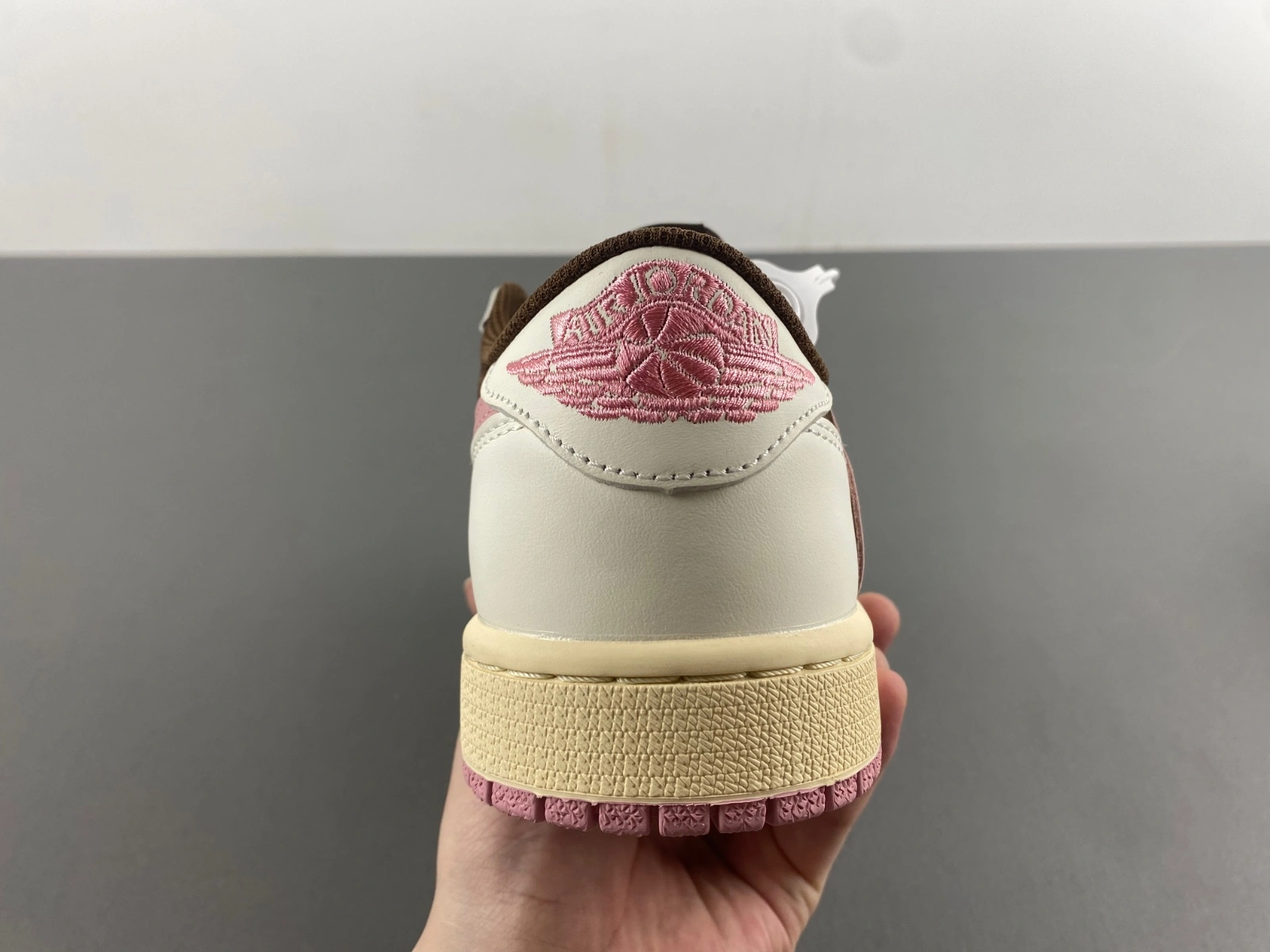 Stylish Air Jordan 1 Travis Scott Coffee Pink DZ4137 - 1394