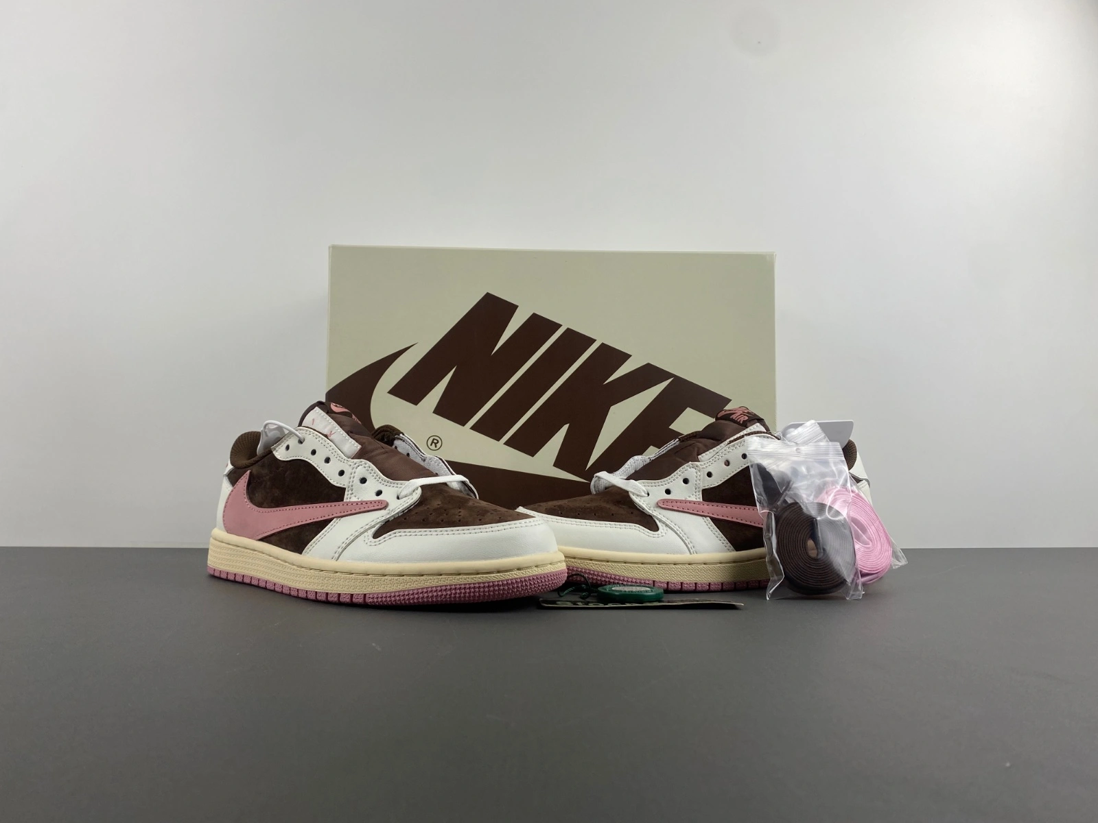 Stylish Air Jordan 1 Travis Scott Coffee Pink DZ4137 - 1394