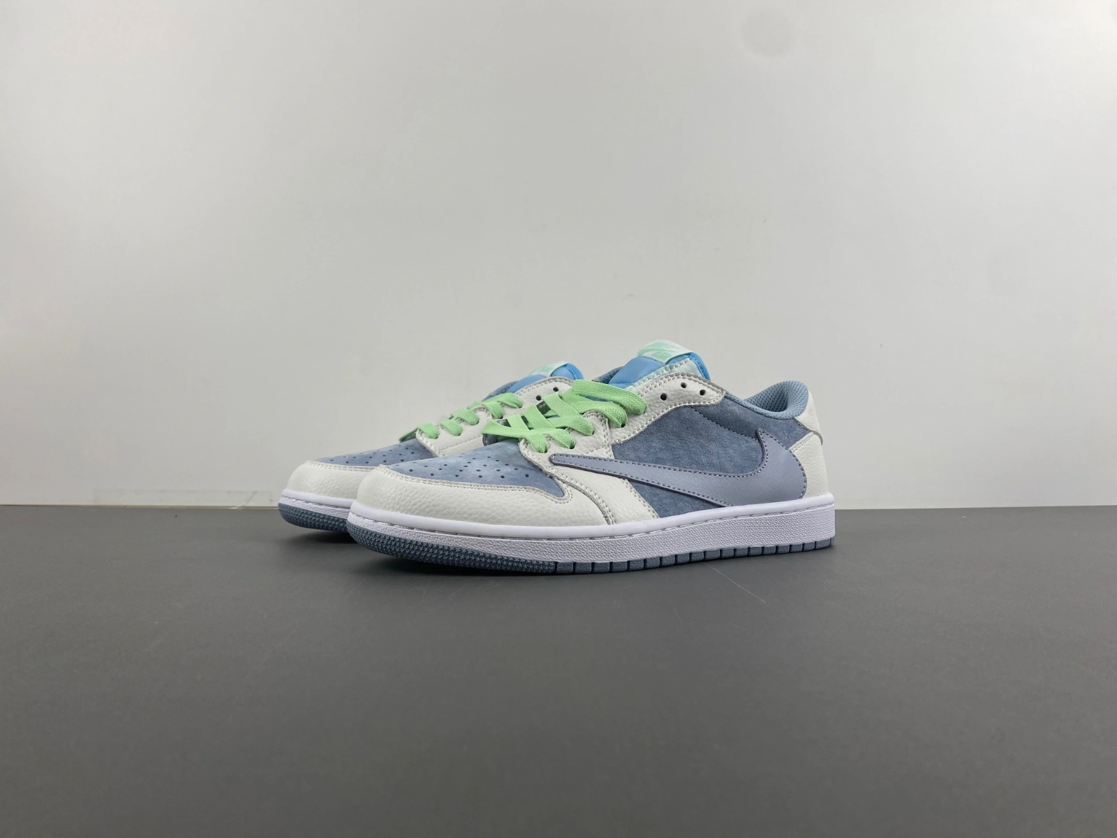 Unisex Air Jordan 1 Travis Scott DM7866-888 MK20240727- 1384