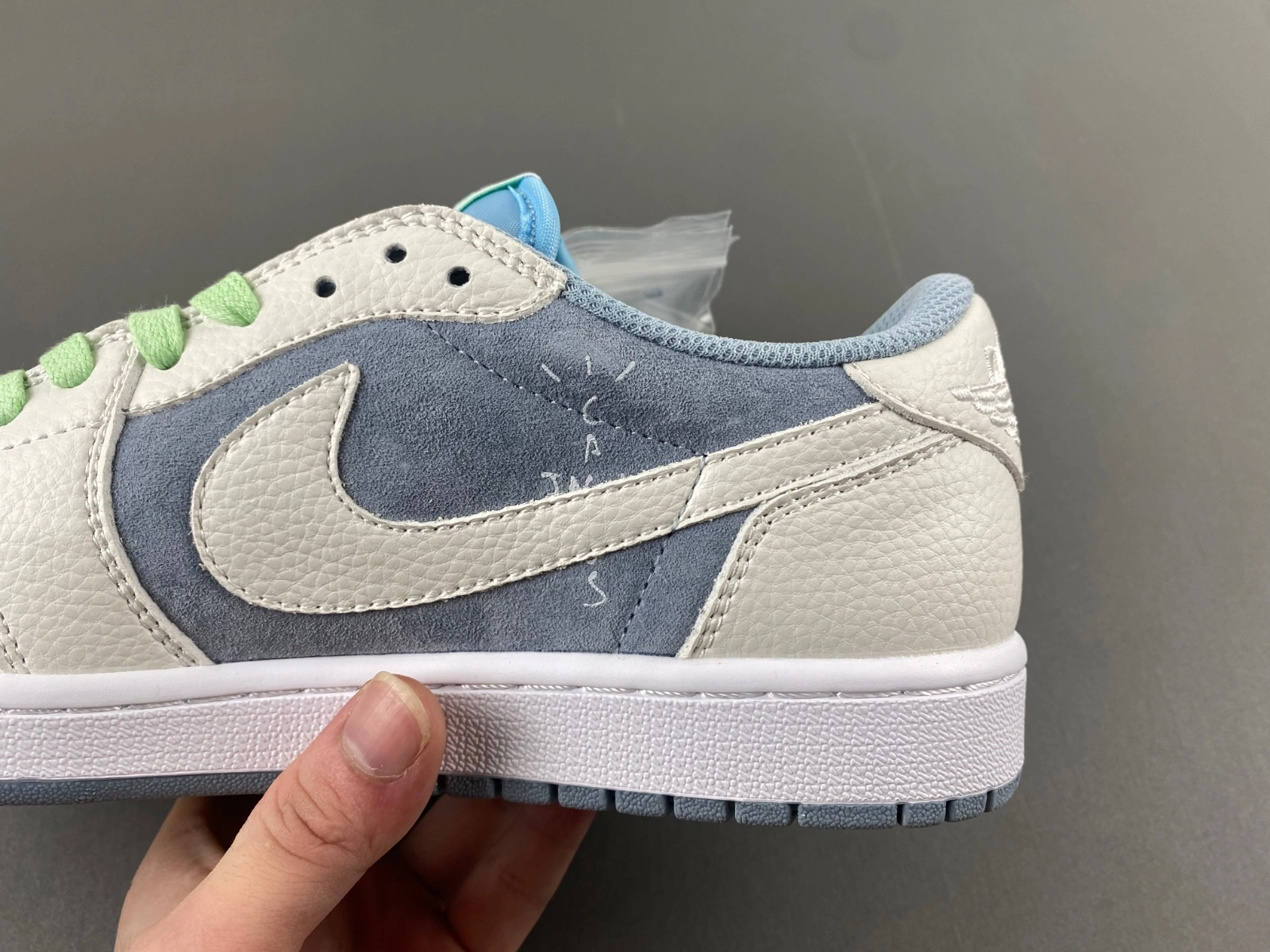 Unisex Air Jordan 1 Travis Scott DM7866-888 MK20240727- 1384