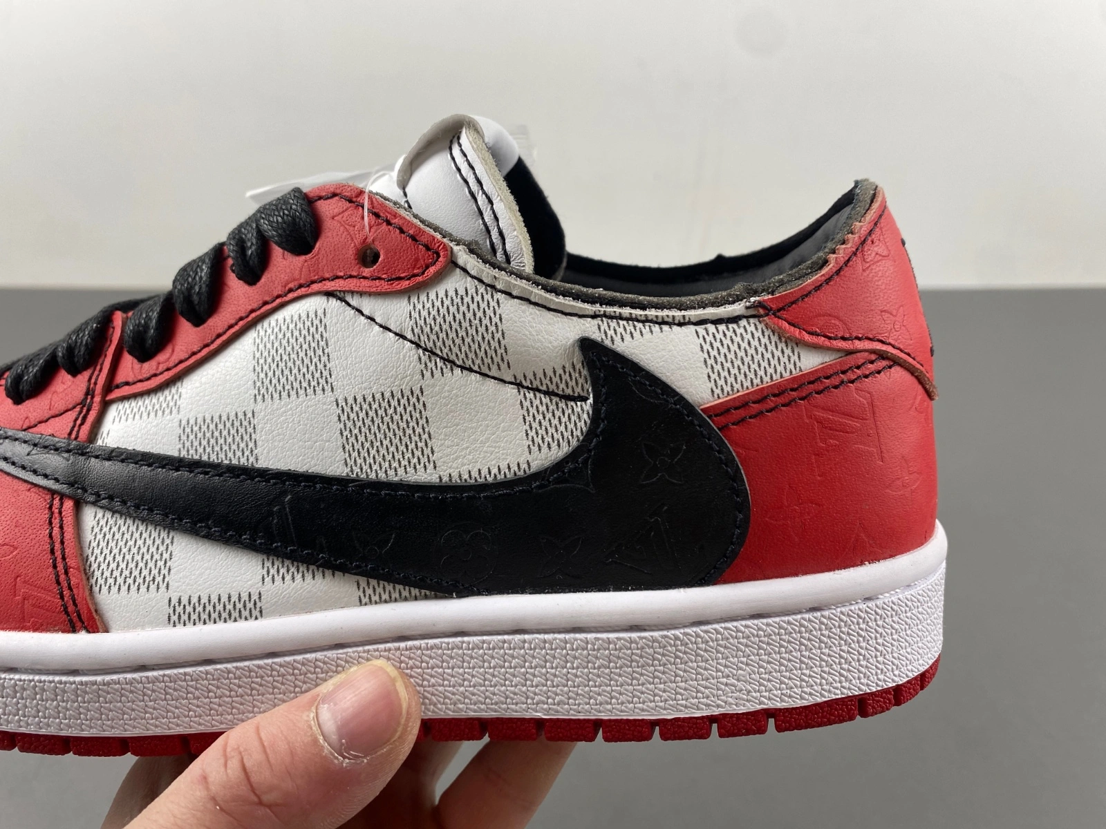 ZipUp Air Jordan 1 Travis Scott L*V MK20240416- 1408