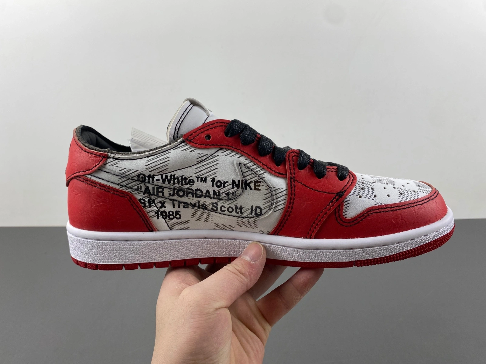 ZipUp Air Jordan 1 Travis Scott L*V MK20240416- 1408