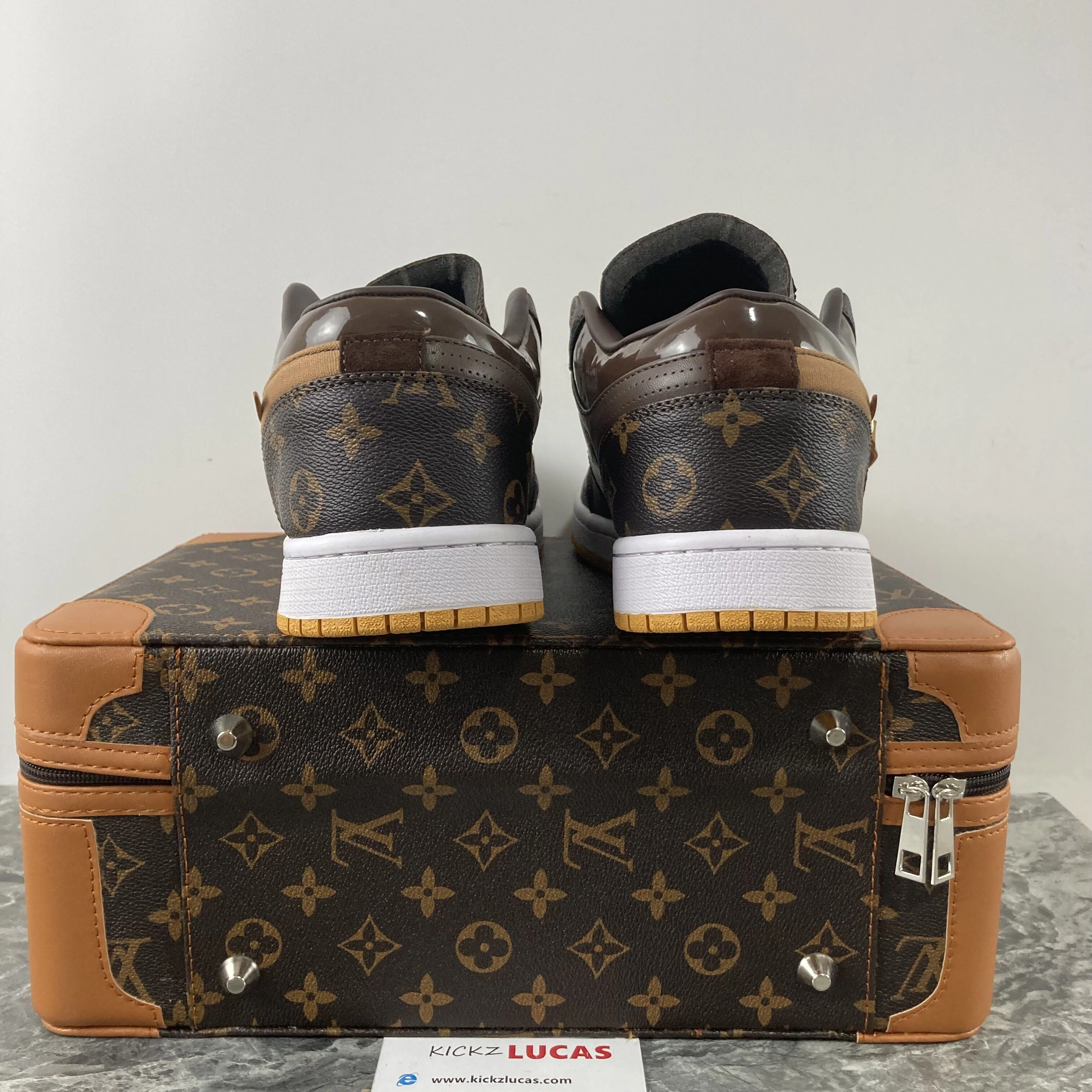 Air Jordan 1 X L*V Low Lightweight 4167