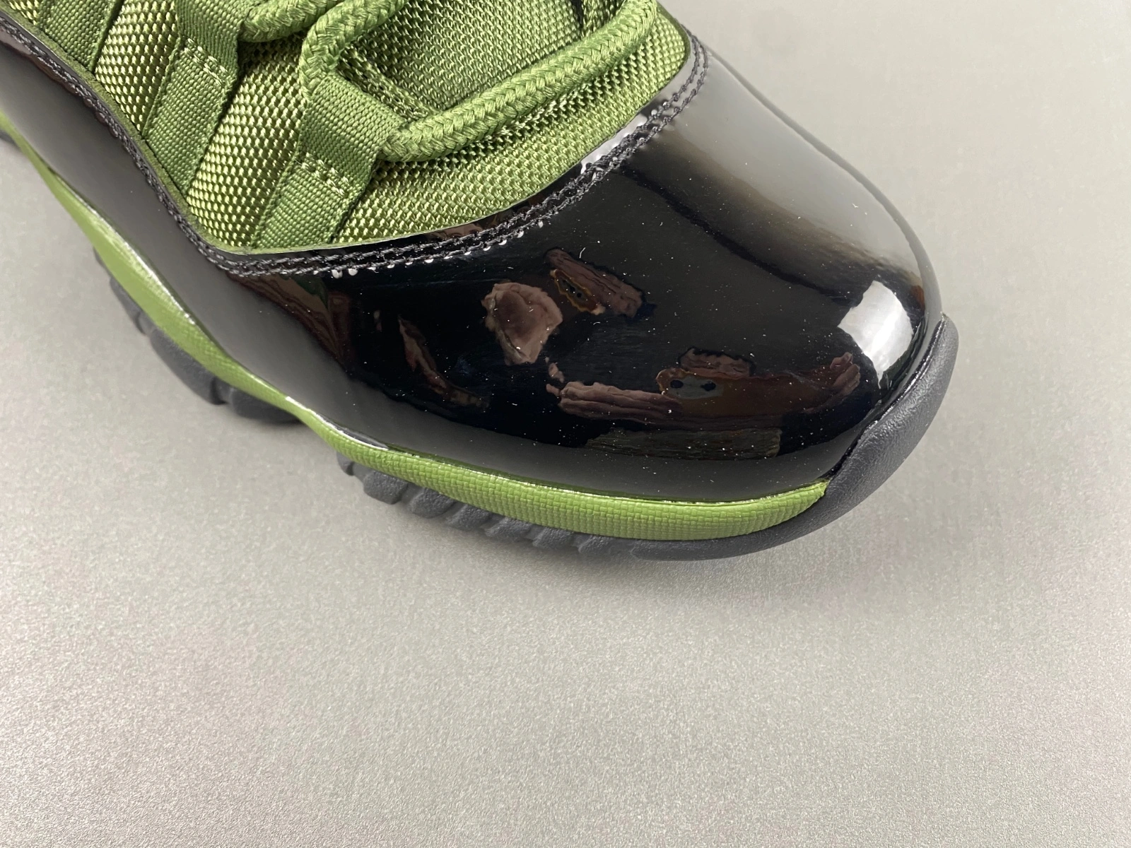 Air Jordan 11 Black Green CT8012- FashionForward 2174
