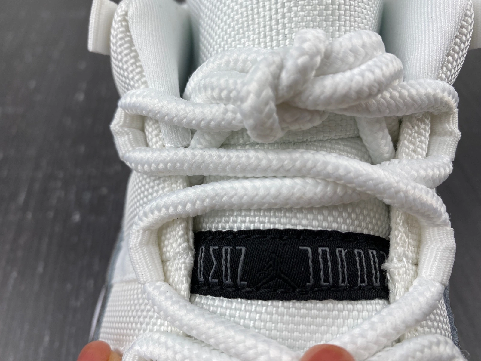 Air Jordan 11 Low Grey Crack AV2187- TravelReady 2191