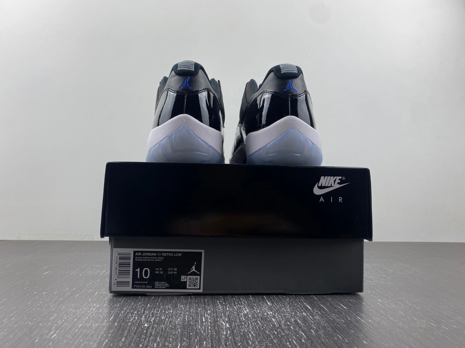Minimalist Air Jordan 11 Low Space Jam FV5104- 2182