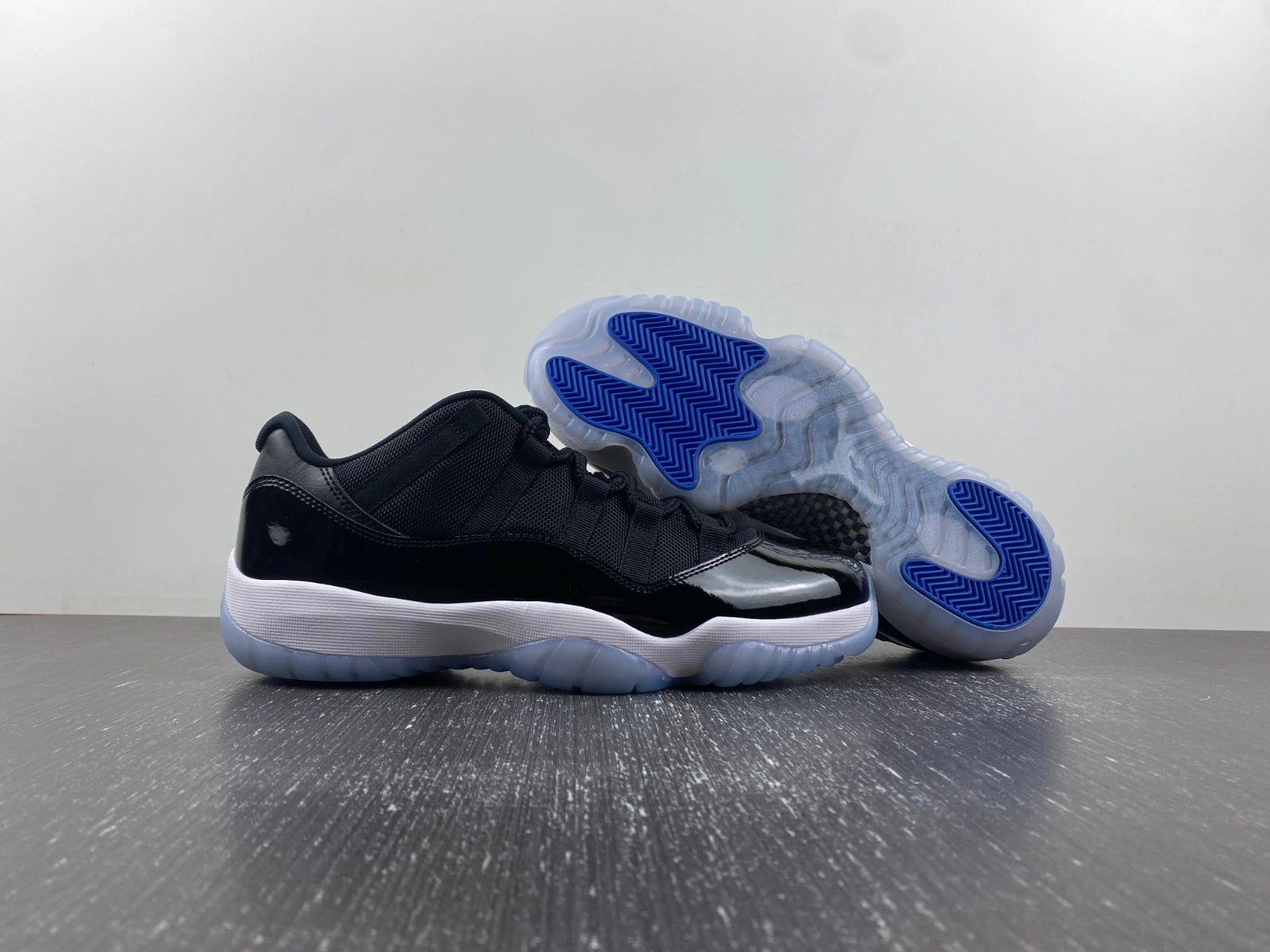 Minimalist Air Jordan 11 Low Space Jam FV5104- 2182