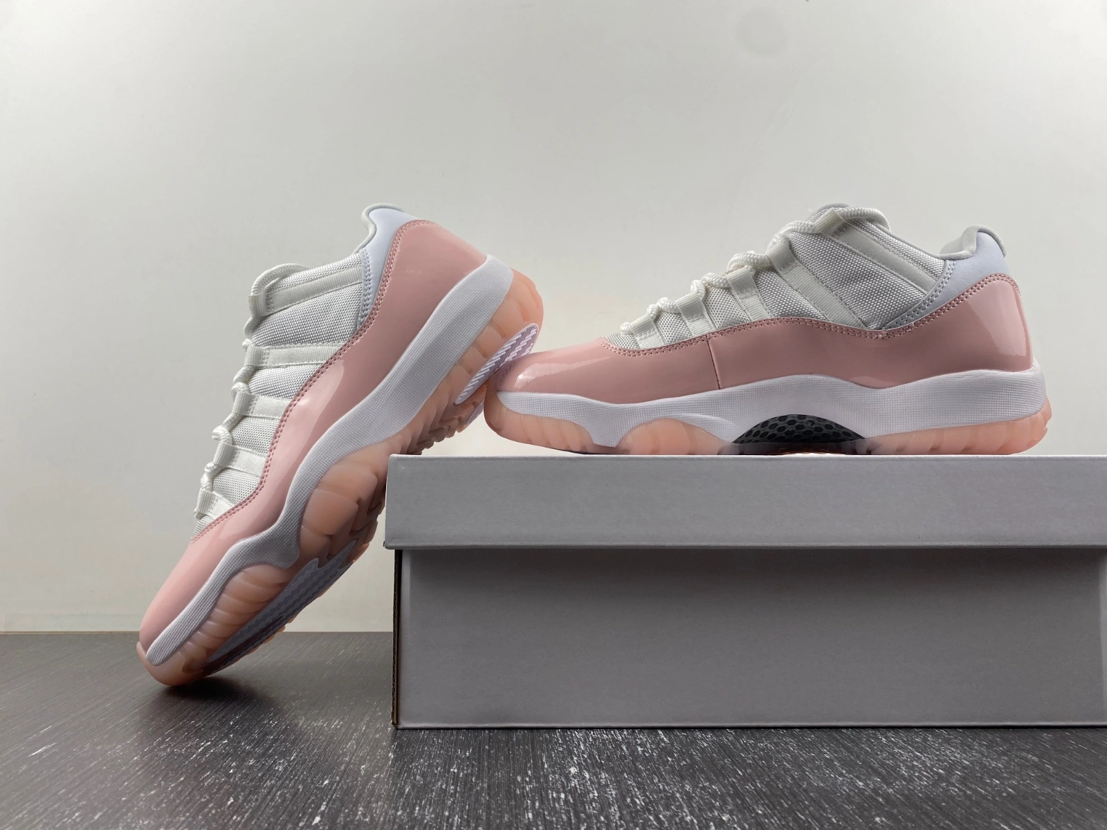 Air Jordan 11 Retro Legend Pink AH7860- Colorful 2181