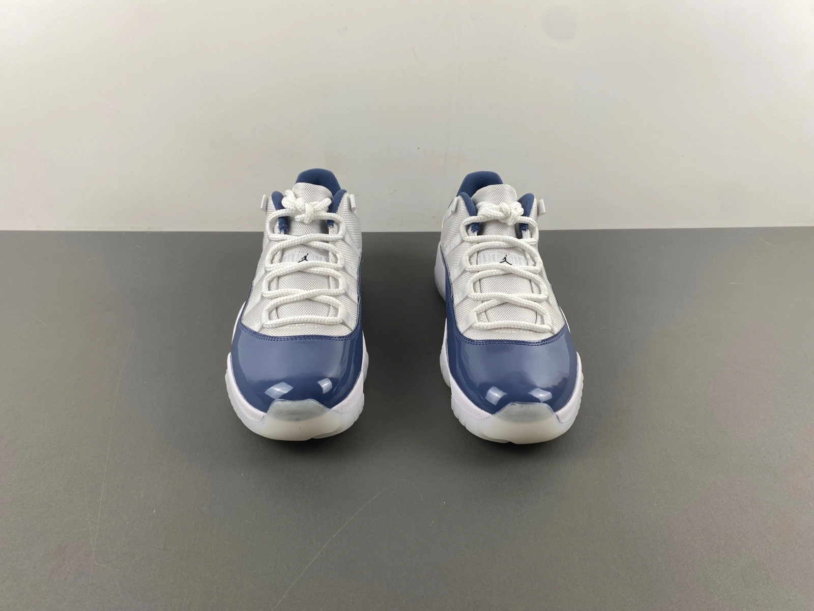 SmoothTexture Air Jordan 11 Retro Low Midnight Navy FV5104- 2180