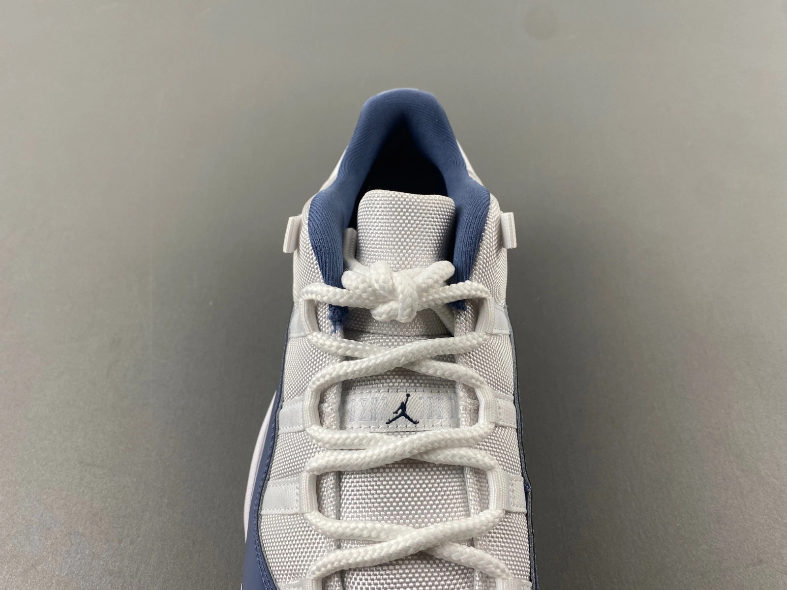 SmoothTexture Air Jordan 11 Retro Low Midnight Navy FV5104- 2180