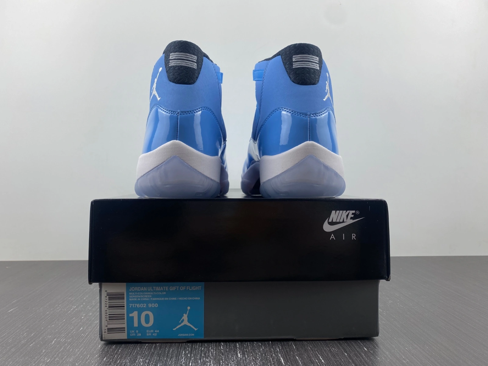 StreetReady Air Jordan 11 Ultimate Gift of Flight 717602- 2187