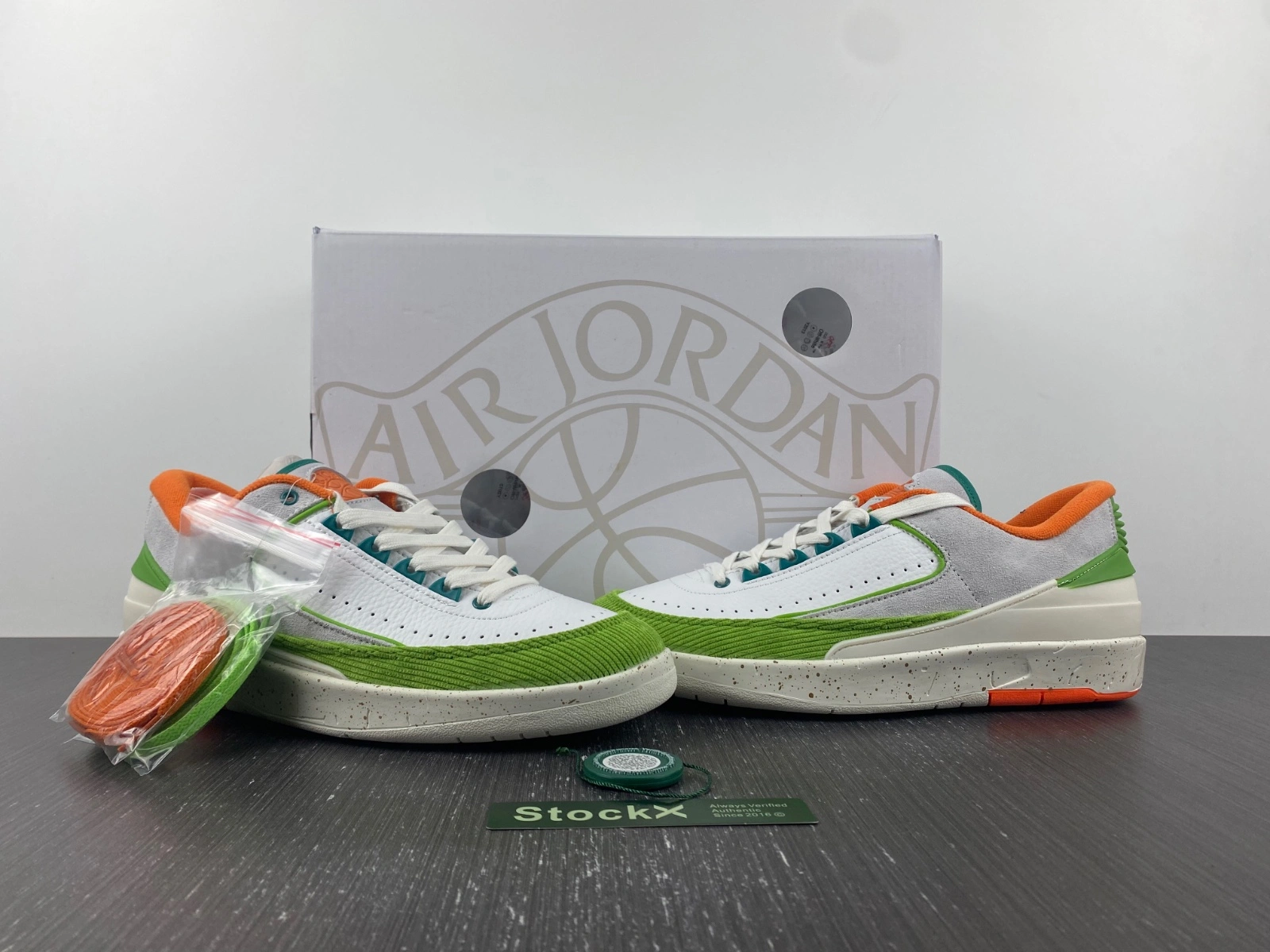 Contemporary Air Jordan 2 Retro Low TITAN DV6206- 1800