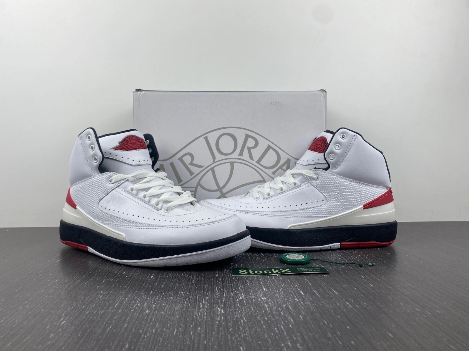 MultiPurpose Air Jordan 2 Retro OG Chicago DX2454- 1801