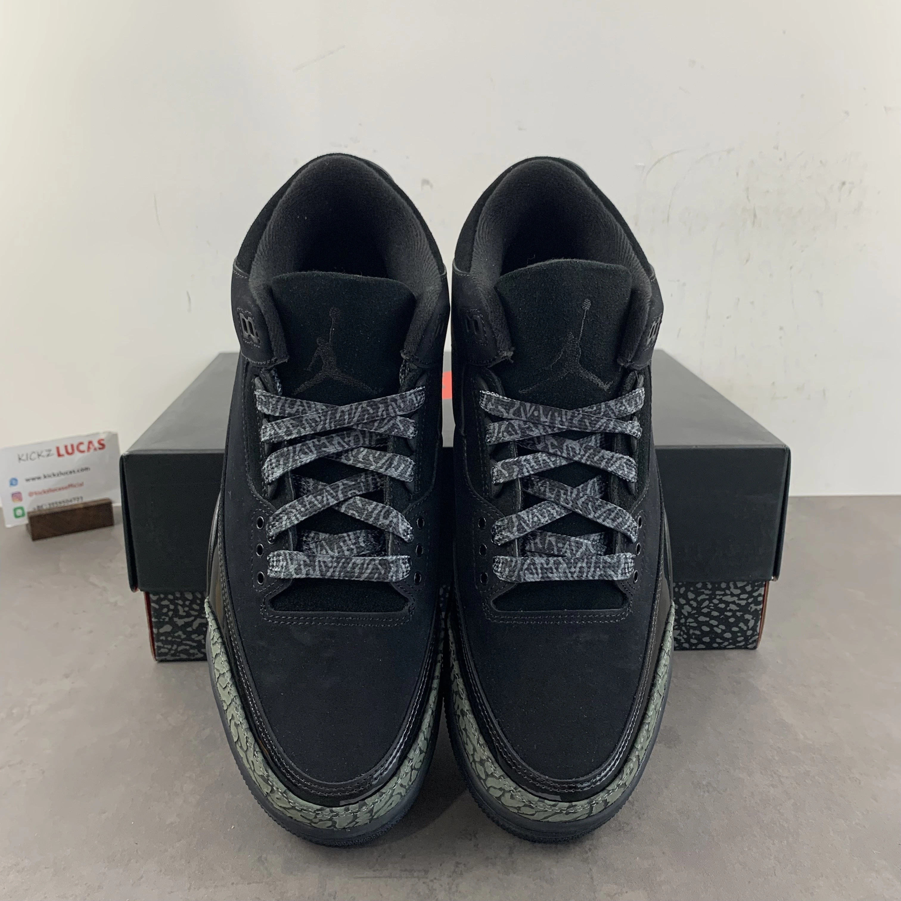 Air Jordan 3 Retro Black Cat 136064- Packable 1819