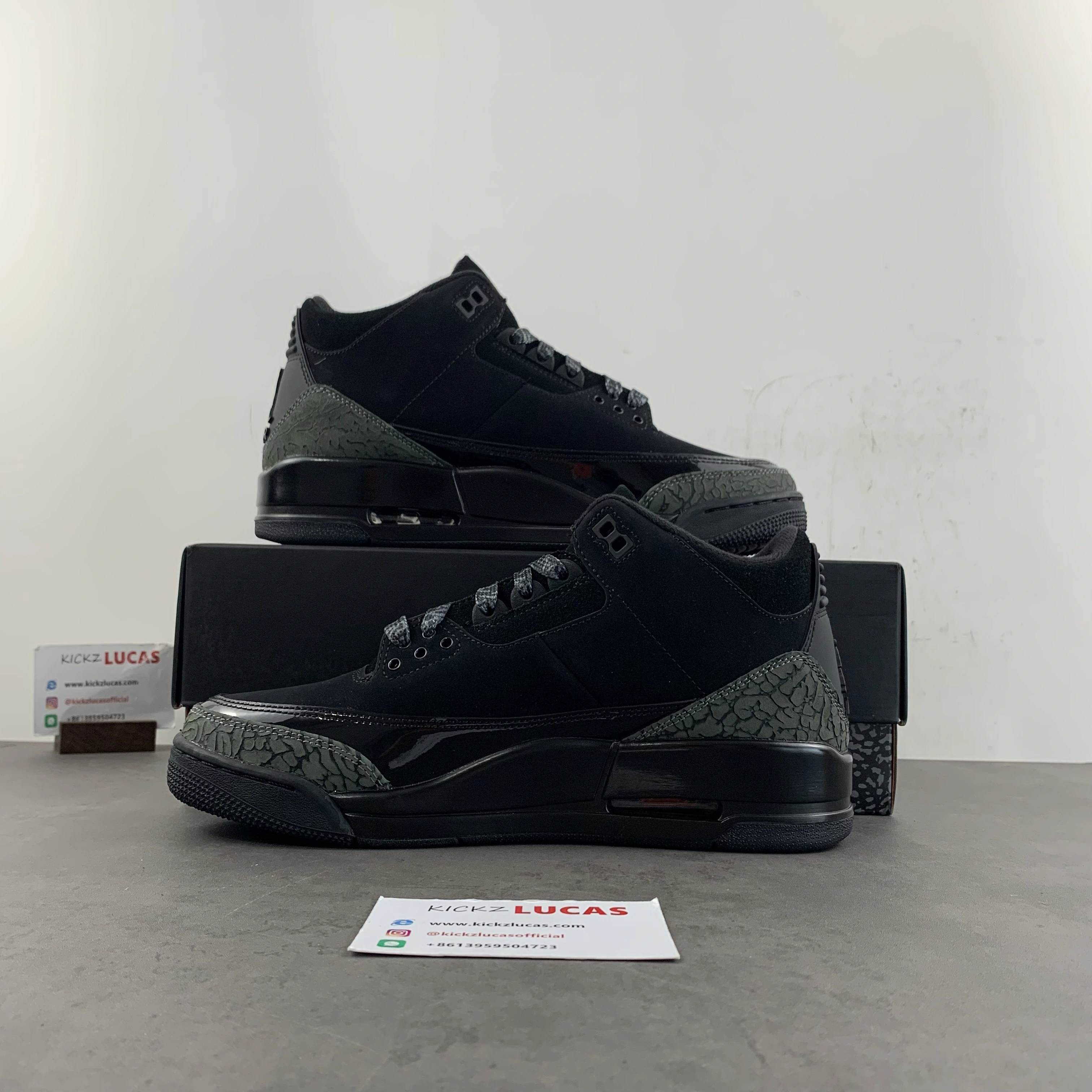 Air Jordan 3 Retro Black Cat 136064- Packable 1819