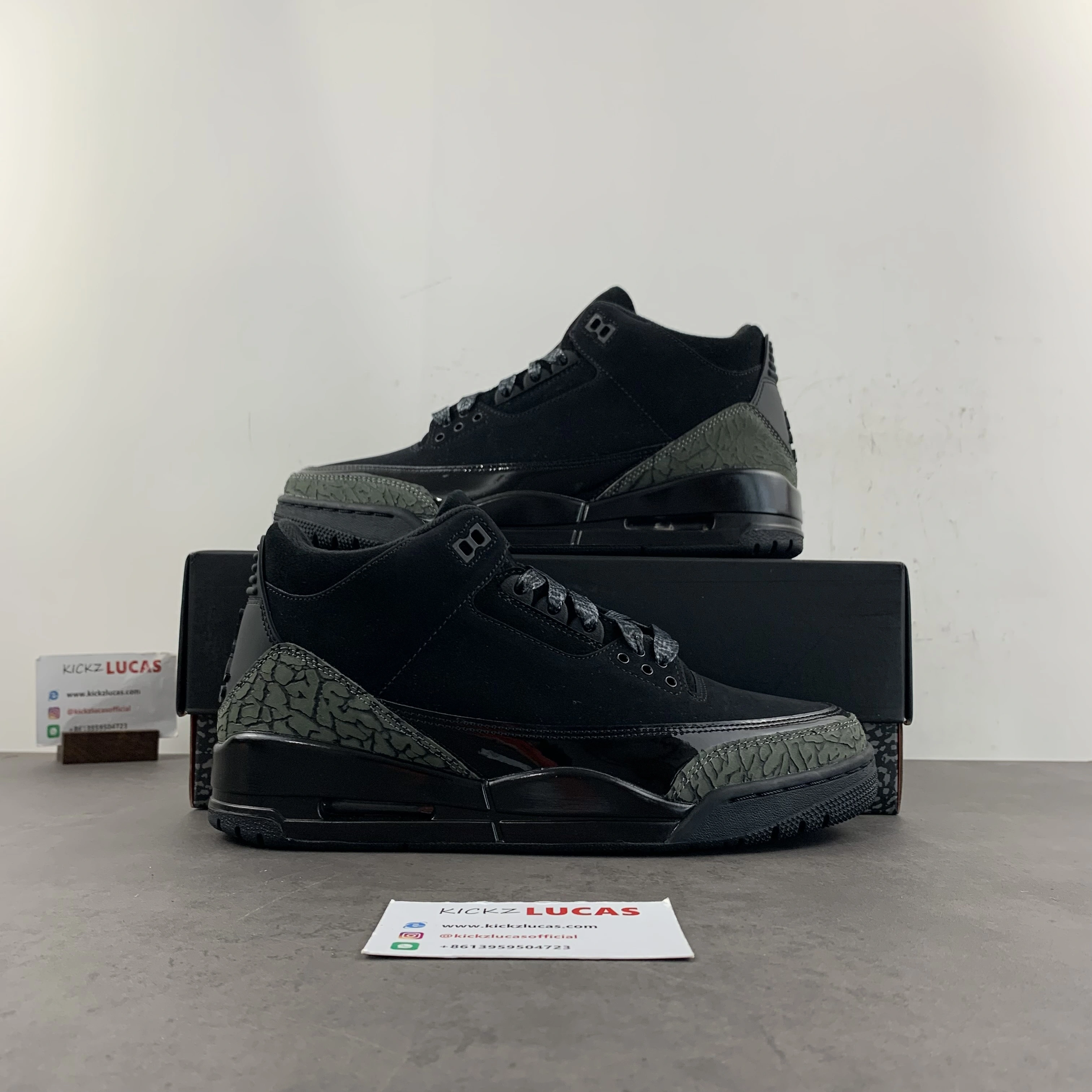 Air Jordan 3 Retro Black Cat 136064- Packable 1819