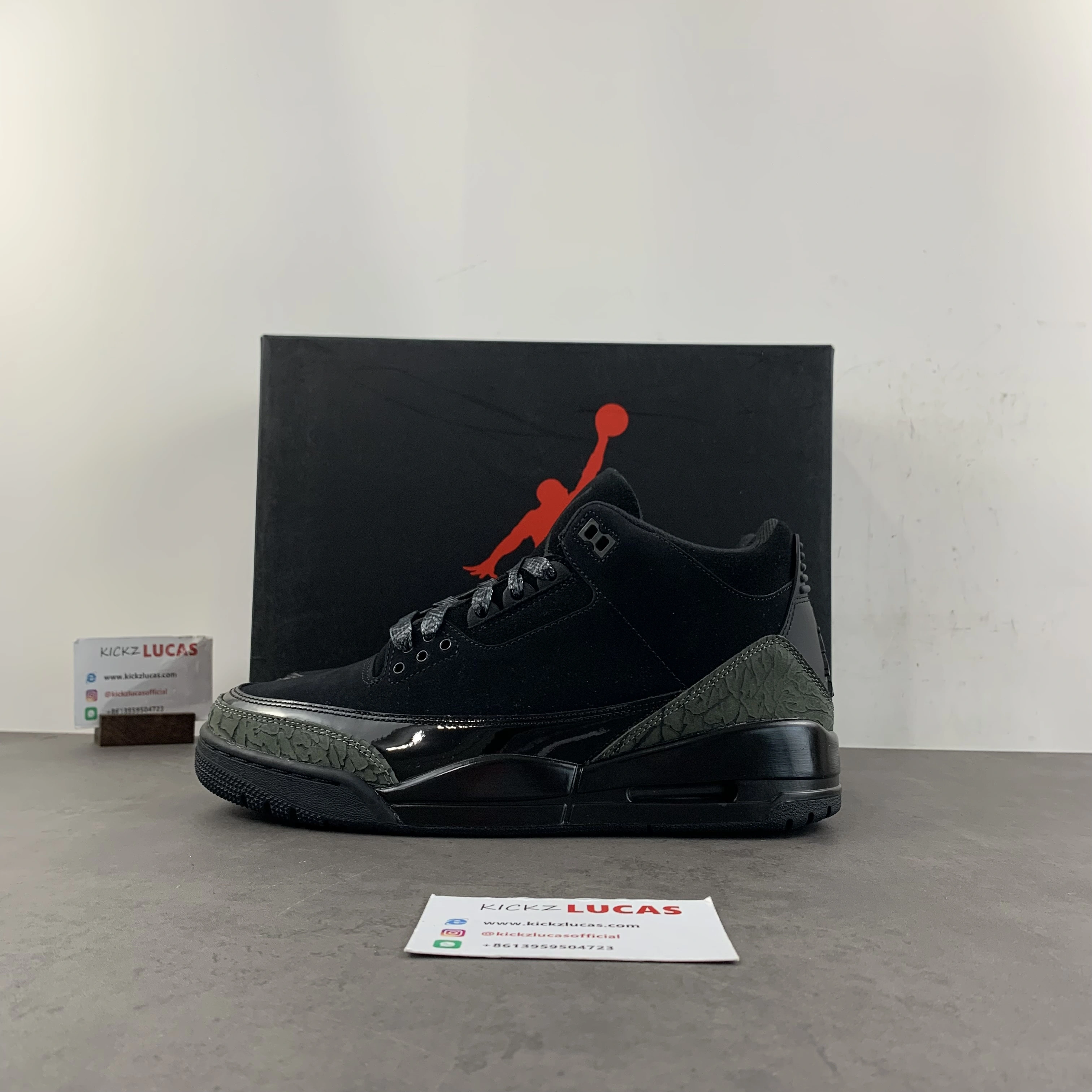 Air Jordan 3 Retro Black Cat 136064- Packable 1819