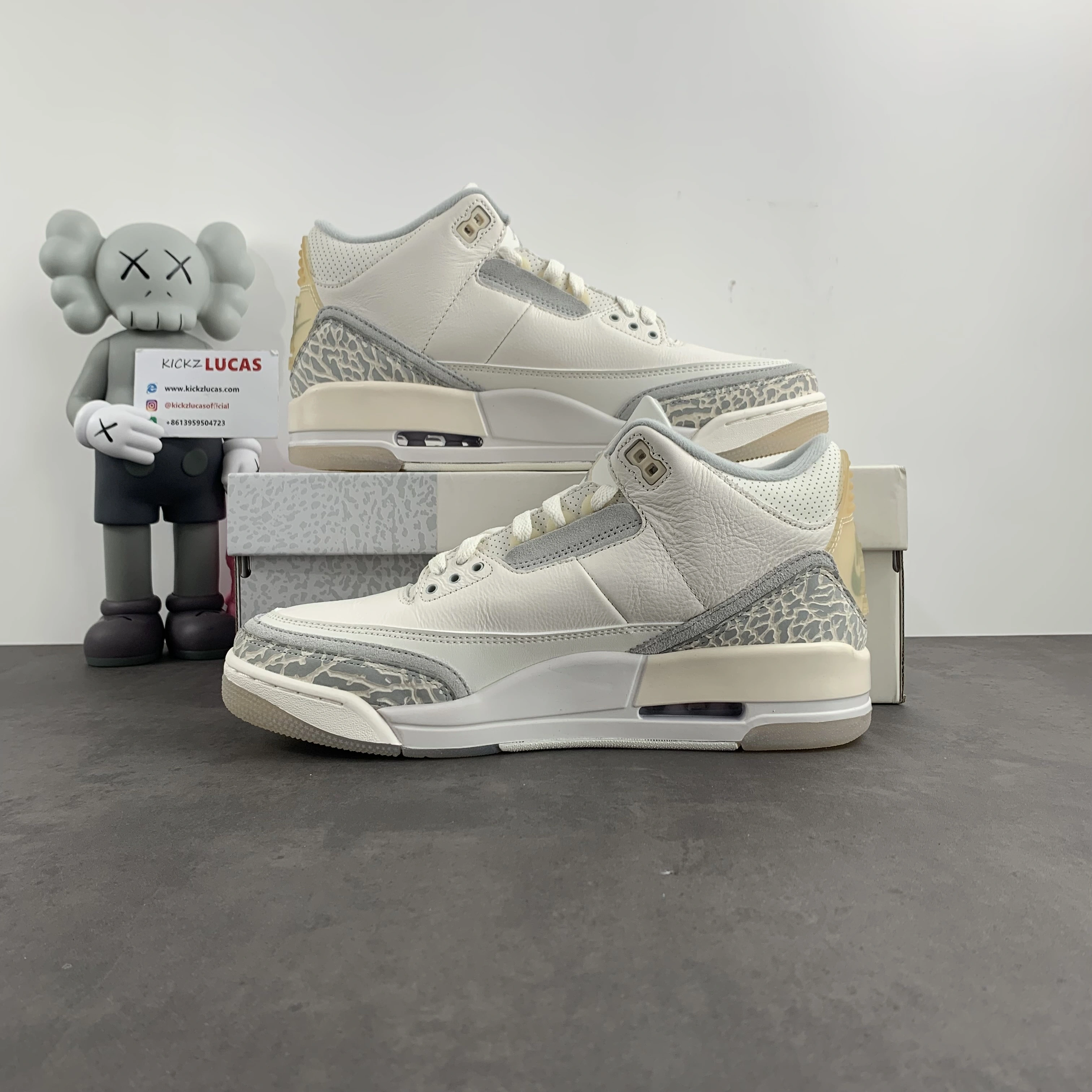 Sleek Air Jordan 3 Retro Craft Ivory FJ9479- 1824