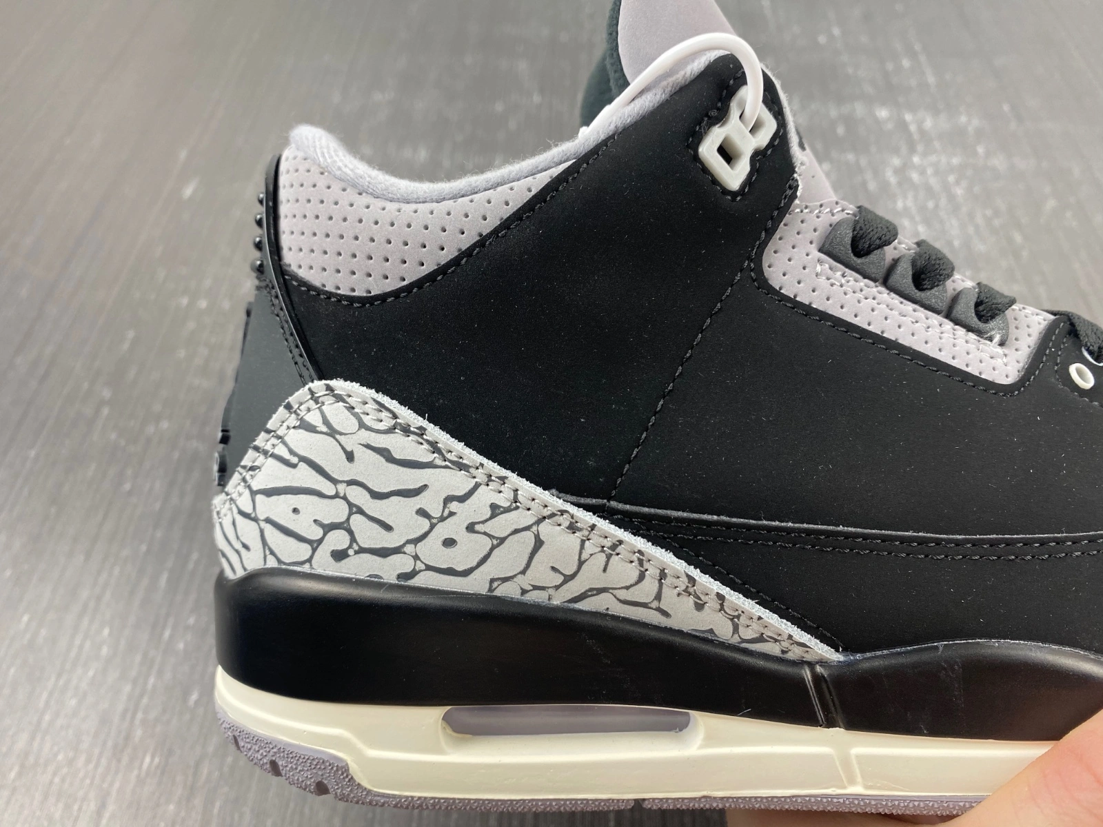 Vibrant Air Jordan 3 Retro Desert Elephant CT8532- 1846