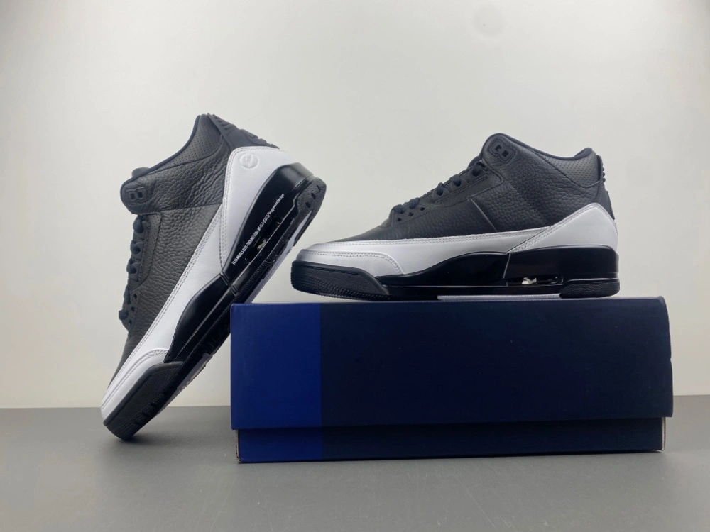 Air Jordan 3 Retro Fragment Black White DA3595- Seasonal 1810