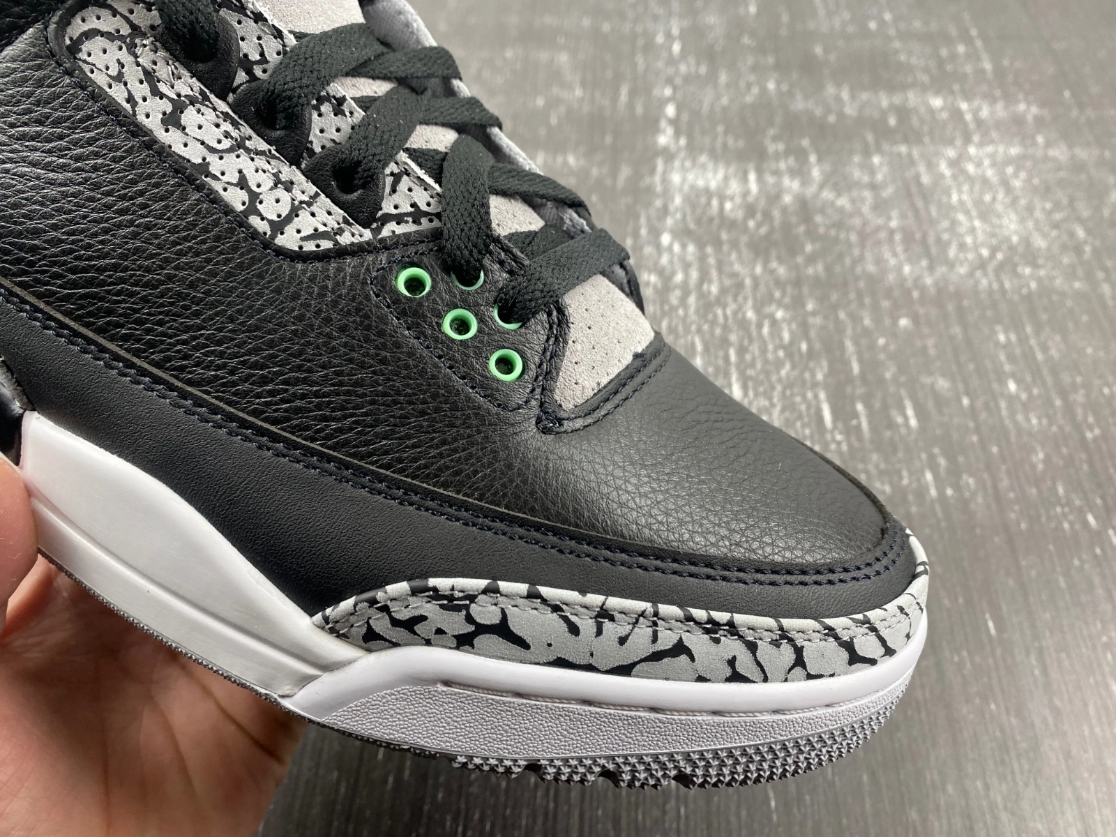 Colorful Air Jordan 3 Retro Green Glow CT8532- 1822