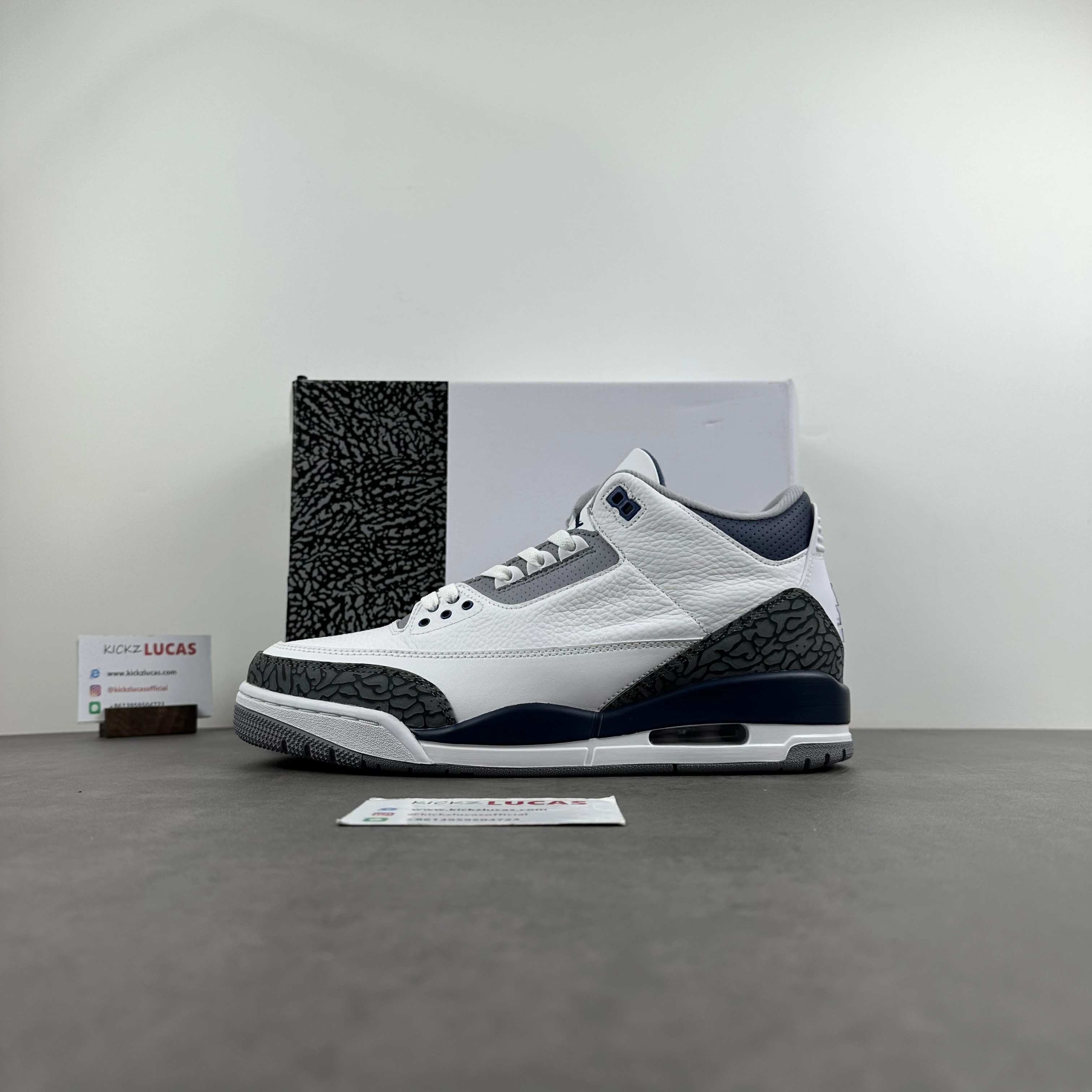 WellDesigned Air Jordan 3 Retro Midnight Navy CT8532- 1825
