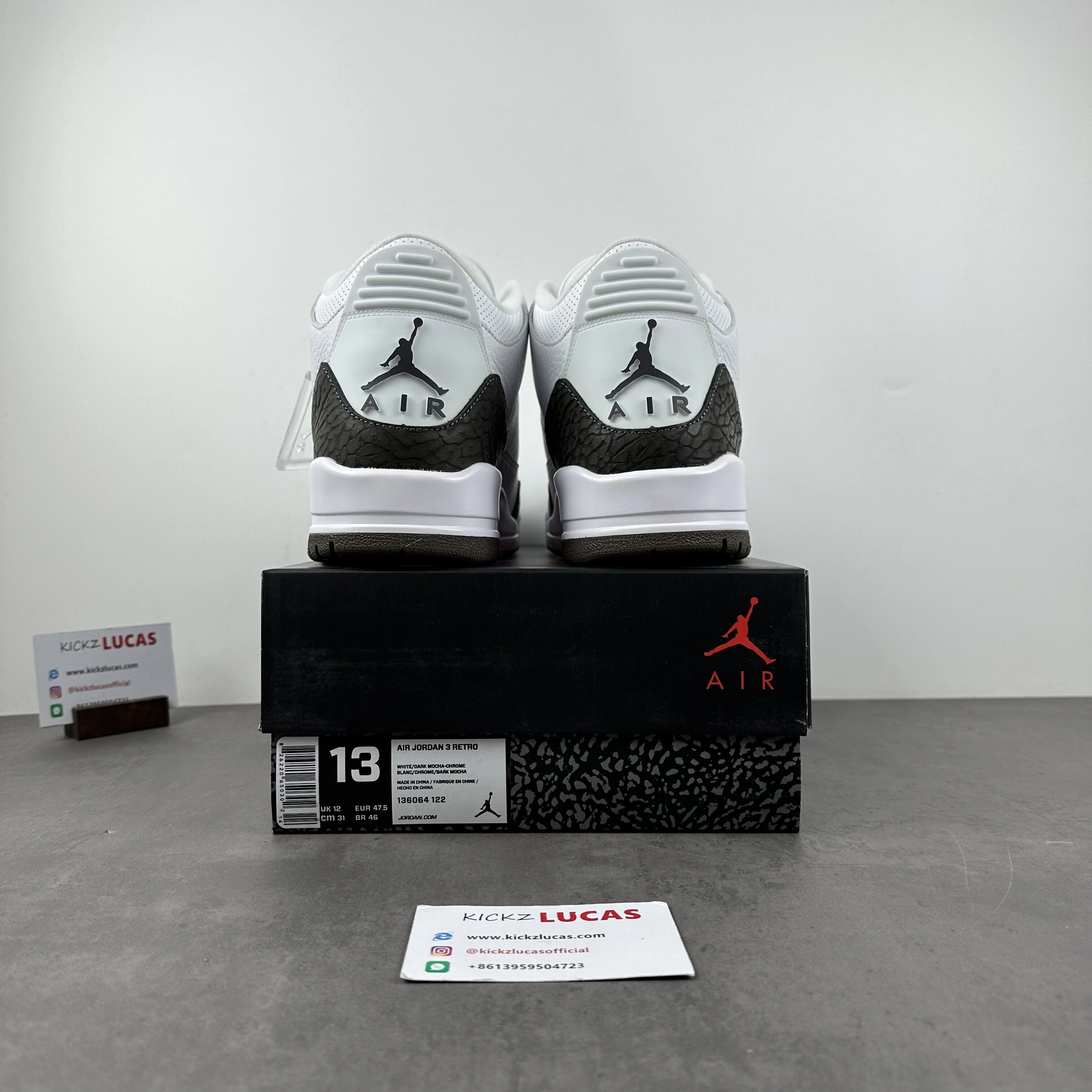 Packable Air Jordan 3 Retro Mocha 136064- 1874