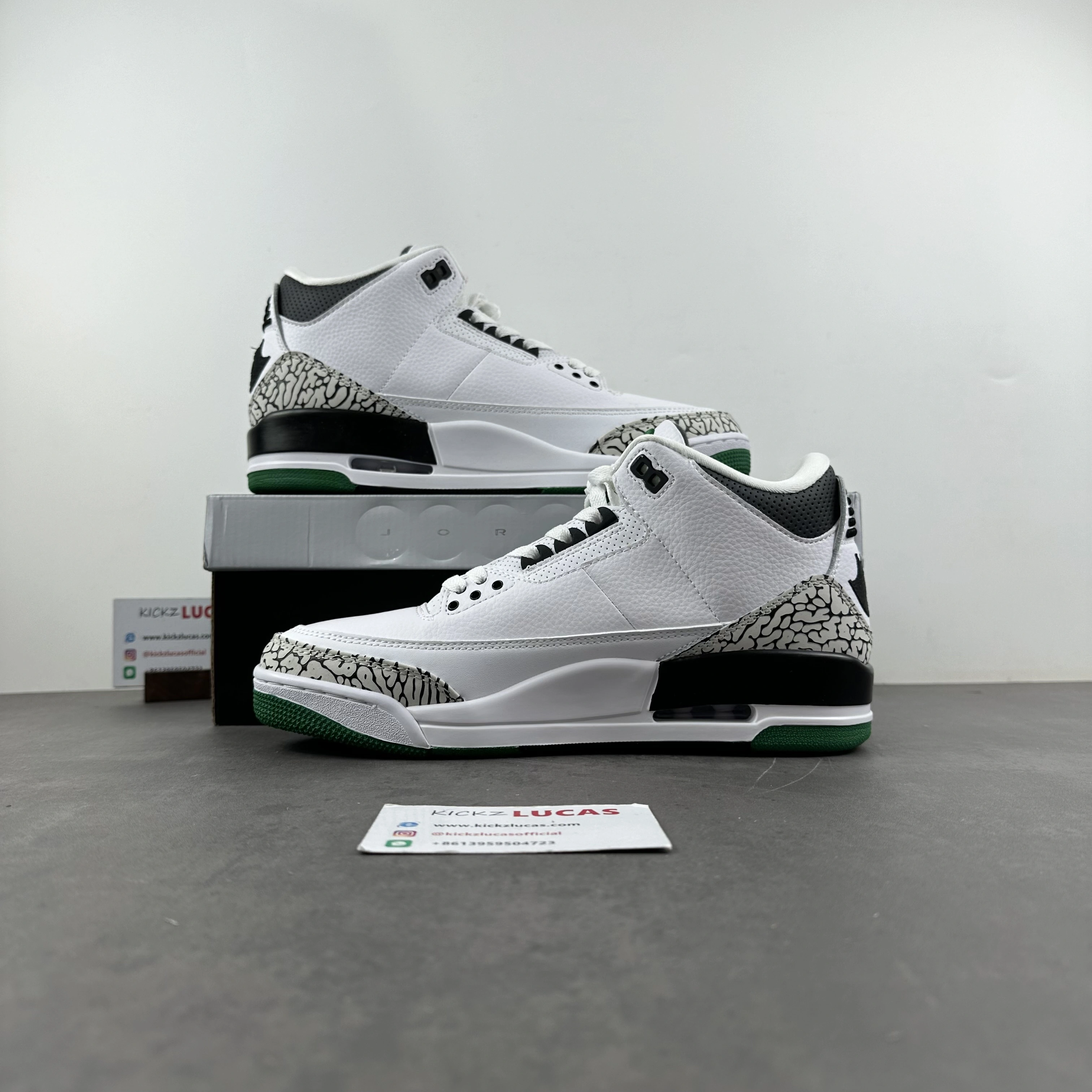 OnTrend Air Jordan 3 Retro Oregon Ducks Pit Crew White HO11-MNJDL- 1856