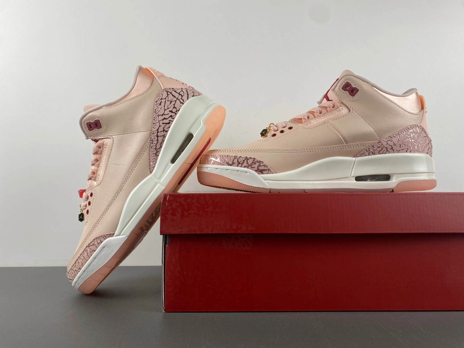 GoodFit Air Jordan 3 Retro Valentine's Day HJ0178- 1815