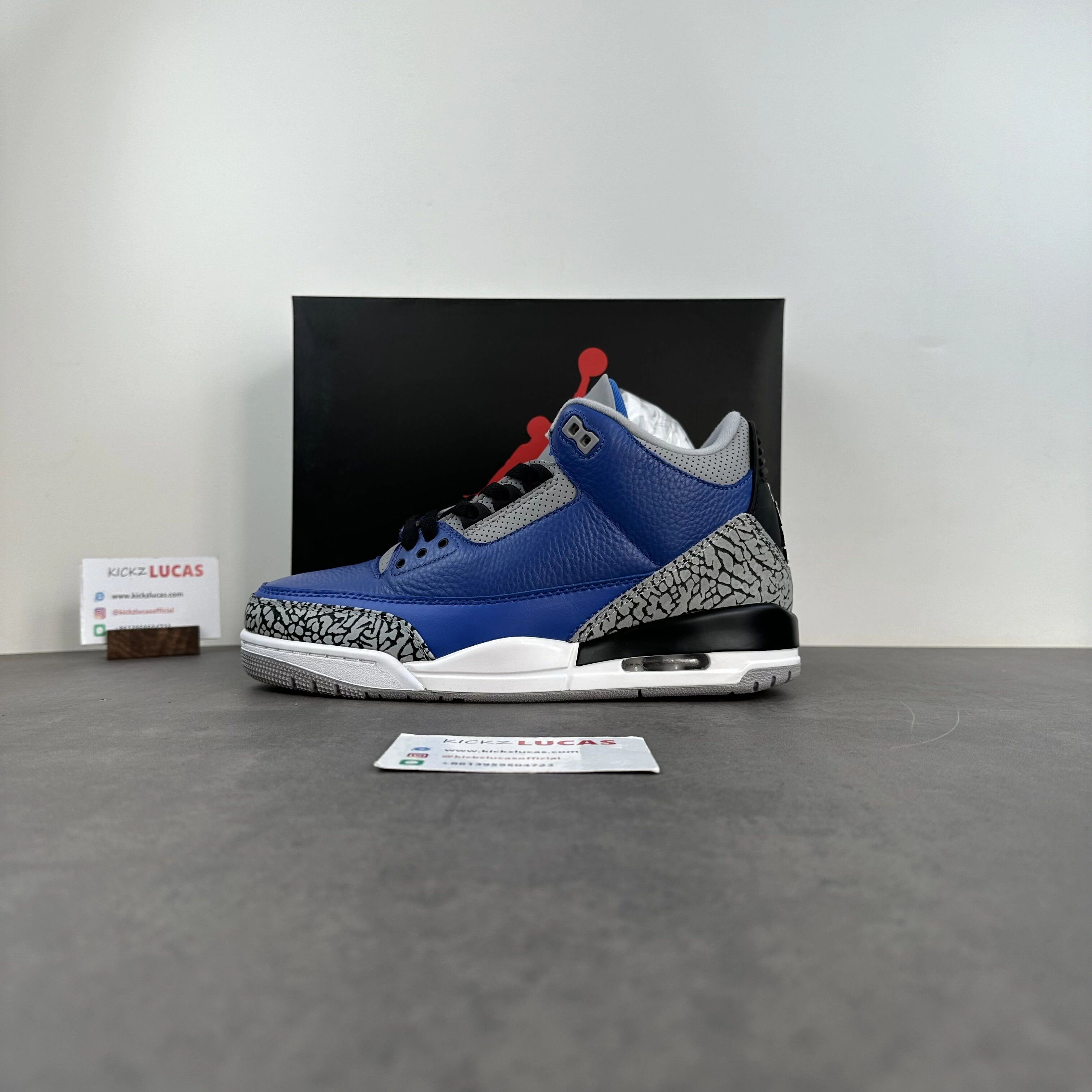 EasyMatch Air Jordan 3 Retro Varsity Royal Cement CT8532- 1881
