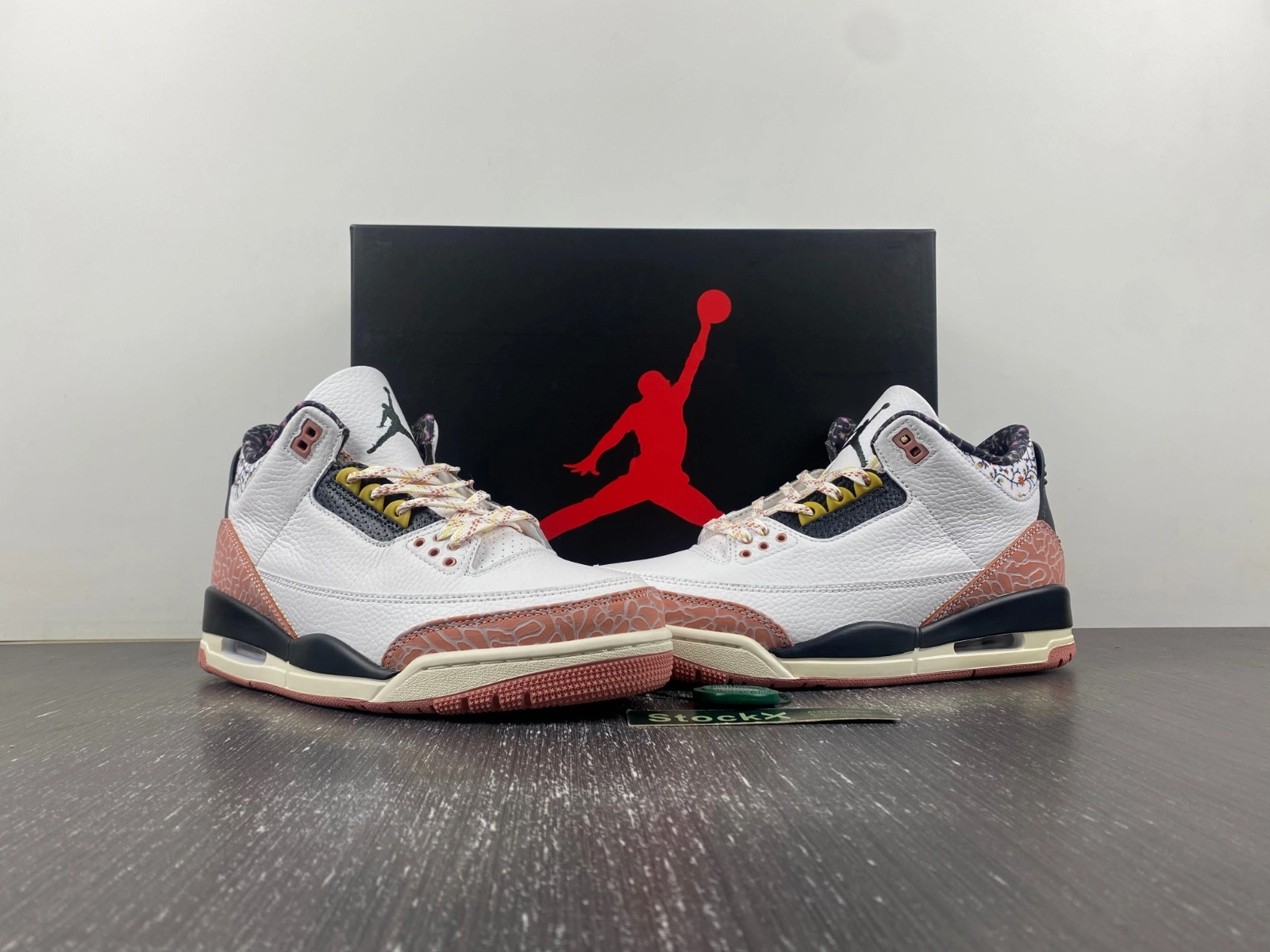Air Jordan 3 Retro Vintage Floral 441140- Tailored 1821