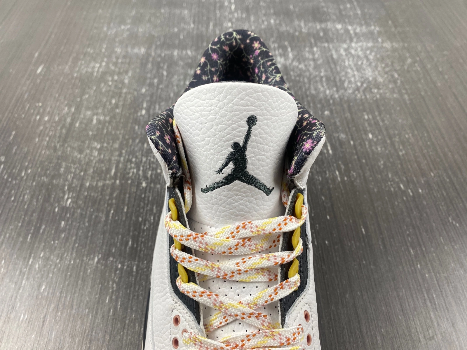 Air Jordan 3 Retro Vintage Floral 441140- Tailored 1821