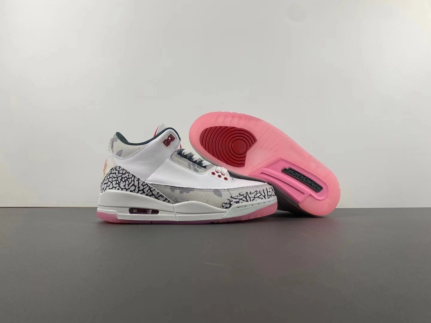 Air Jordan 3 Retro Wings HM6993- Tailored 1813