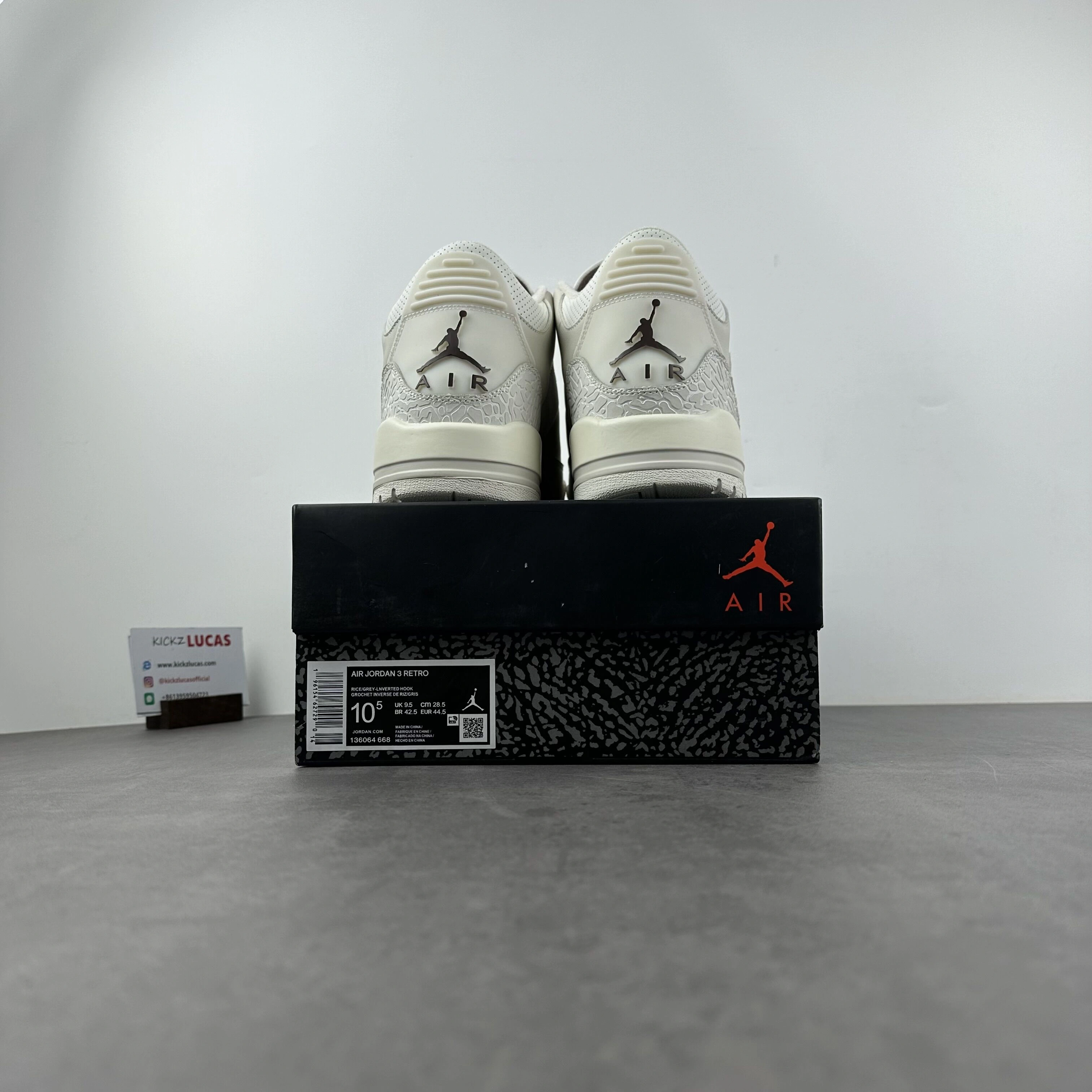 StreetReady Air Jordan 3 Travis Scott Palomino 136064- 1833