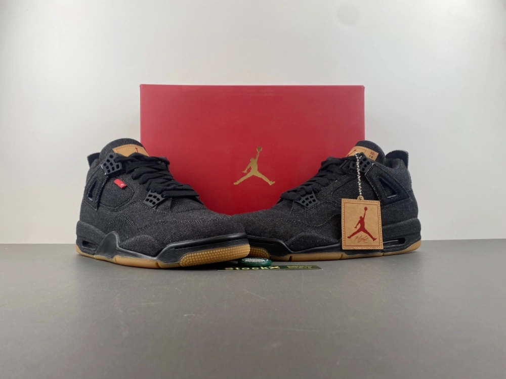 Air Jordan 4 Retro Levi's Black AO2571 MultiPurpose 1904