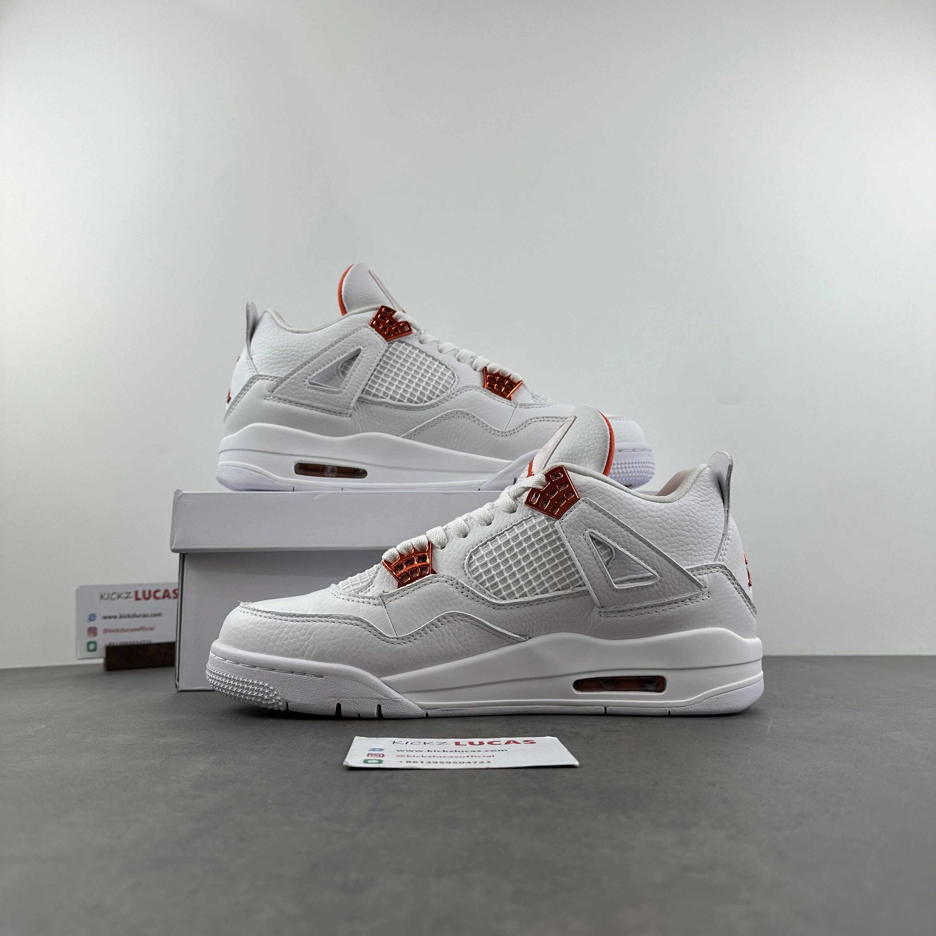 Bright Air Jordan 4 Retro Metallic Orange CT8527- 2026