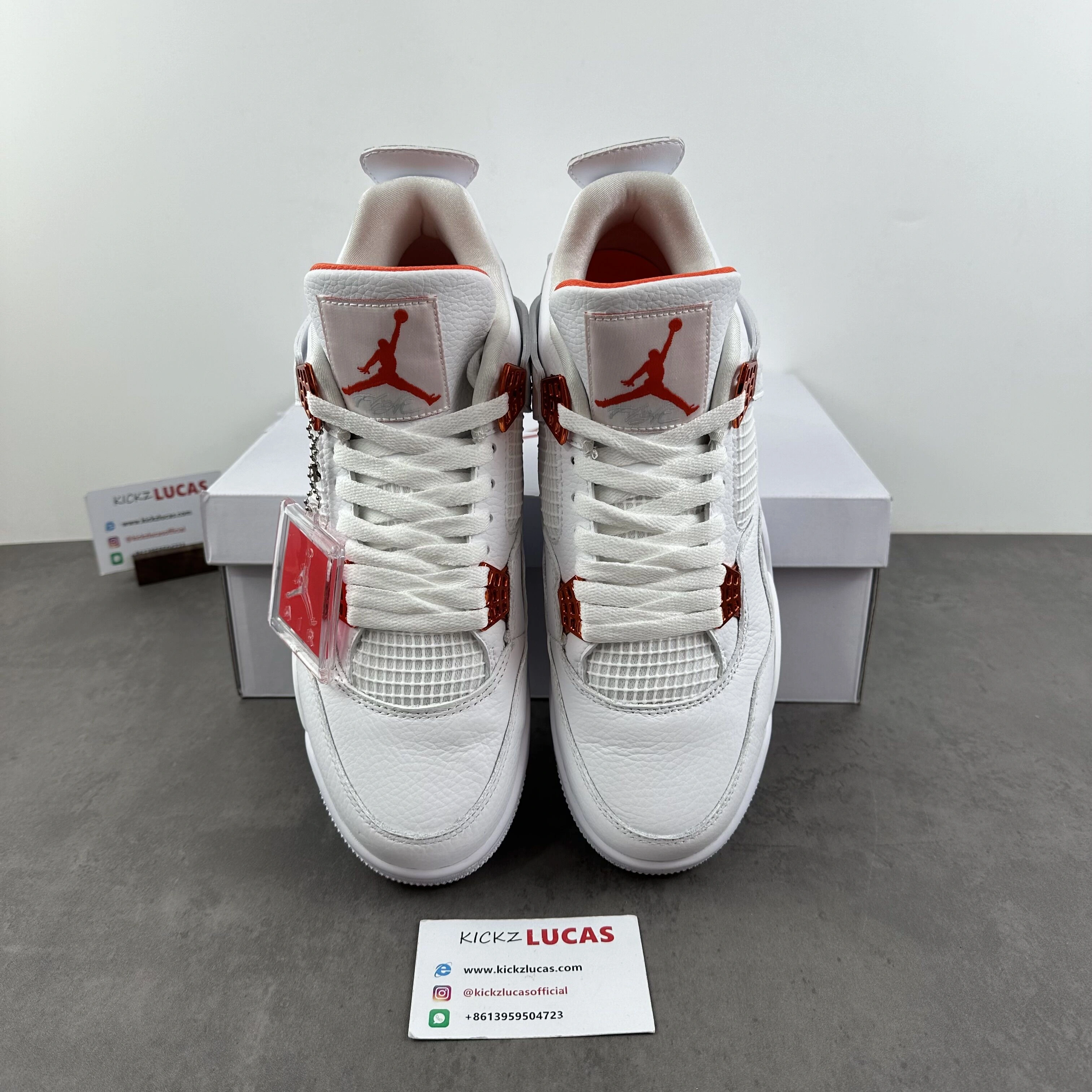 Bright Air Jordan 4 Retro Metallic Orange CT8527- 2026