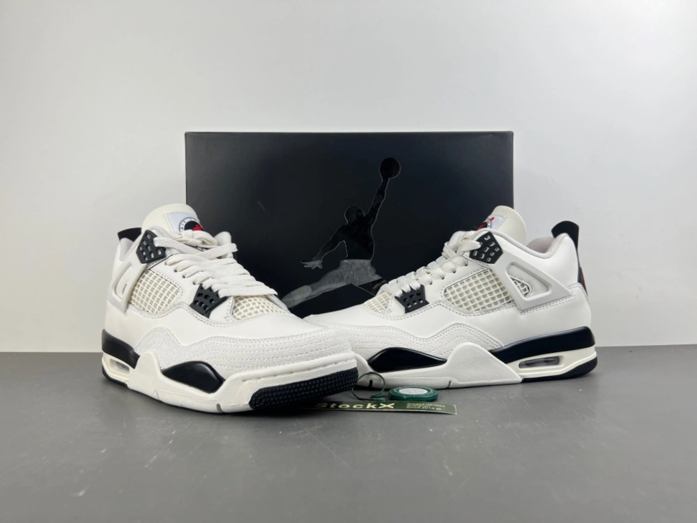 Sporty Air Jordan 4 Retro OG Flight Club IM4002- 1895