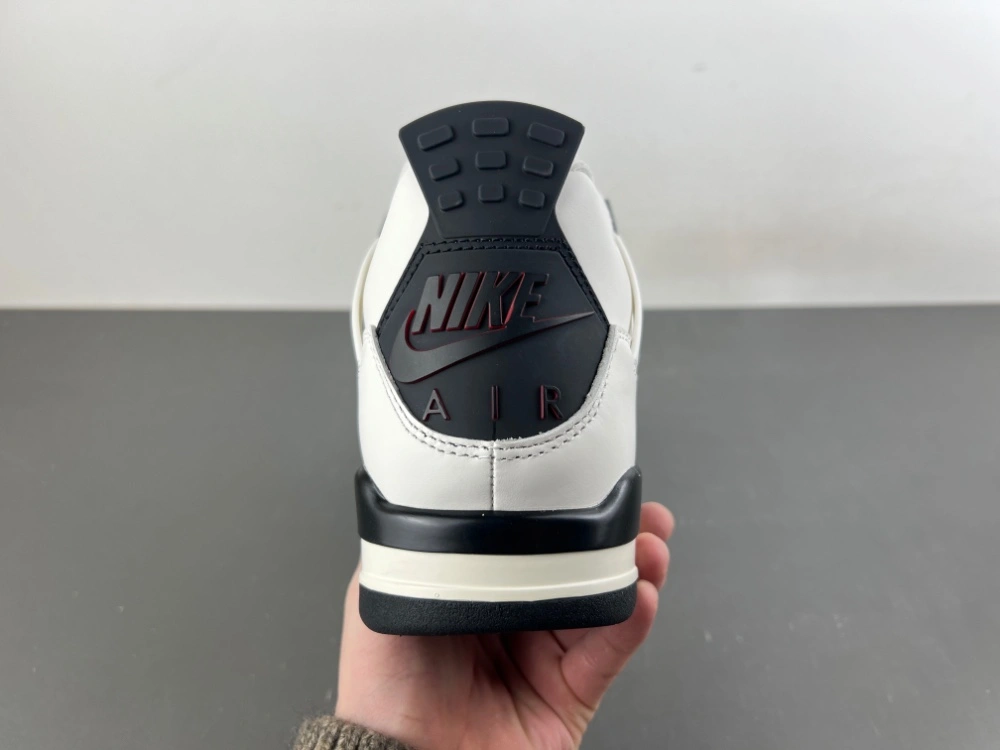 Sporty Air Jordan 4 Retro OG Flight Club IM4002- 1895