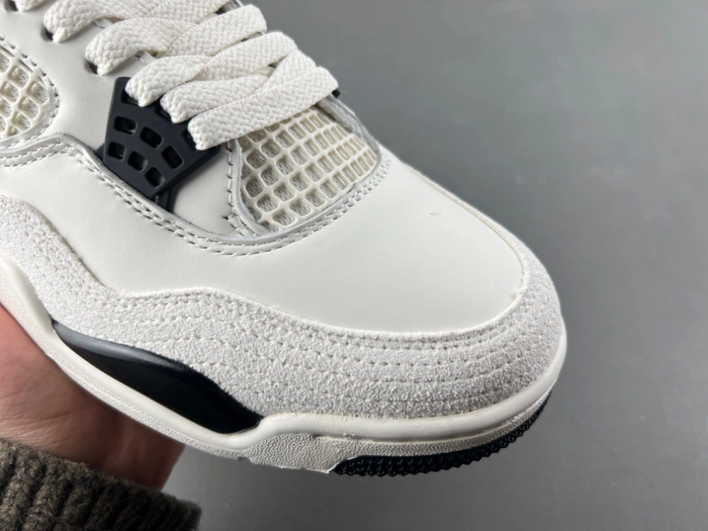 Sporty Air Jordan 4 Retro OG Flight Club IM4002- 1895