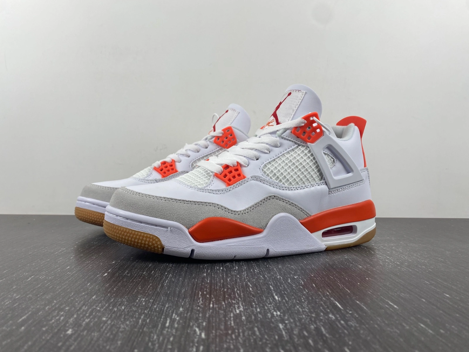 Air Jordan 4 Retro SB Orange DR5415- Thermal 1951