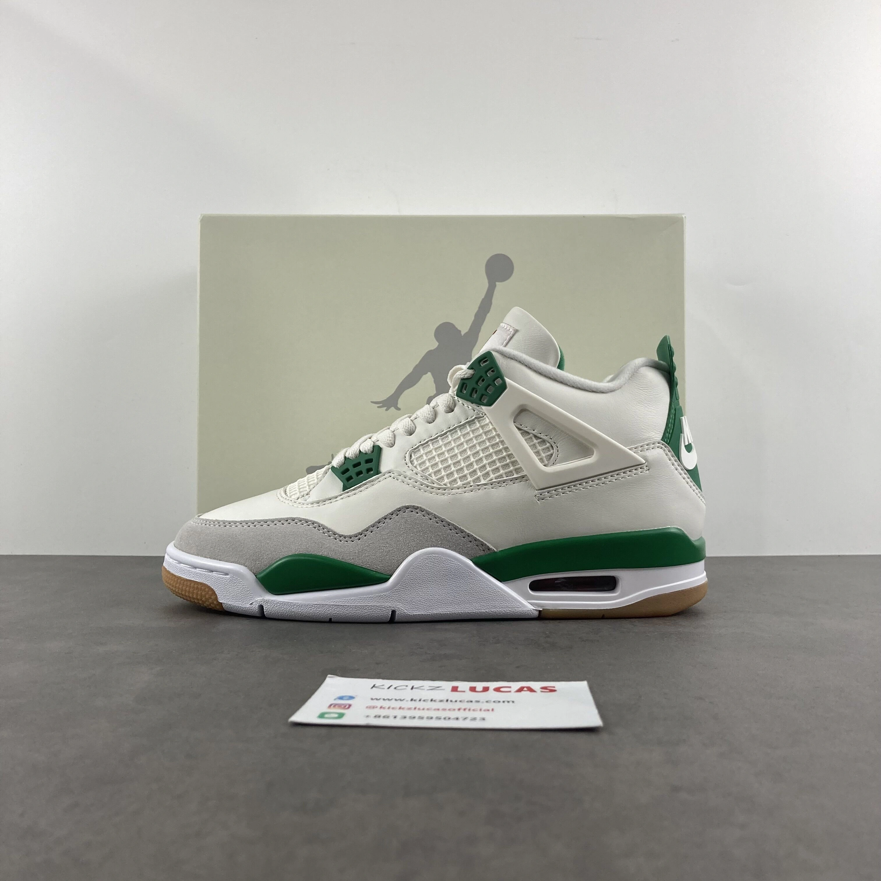 StreetReady Air Jordan 4 Retro SB Pine Green DR5415- 1969